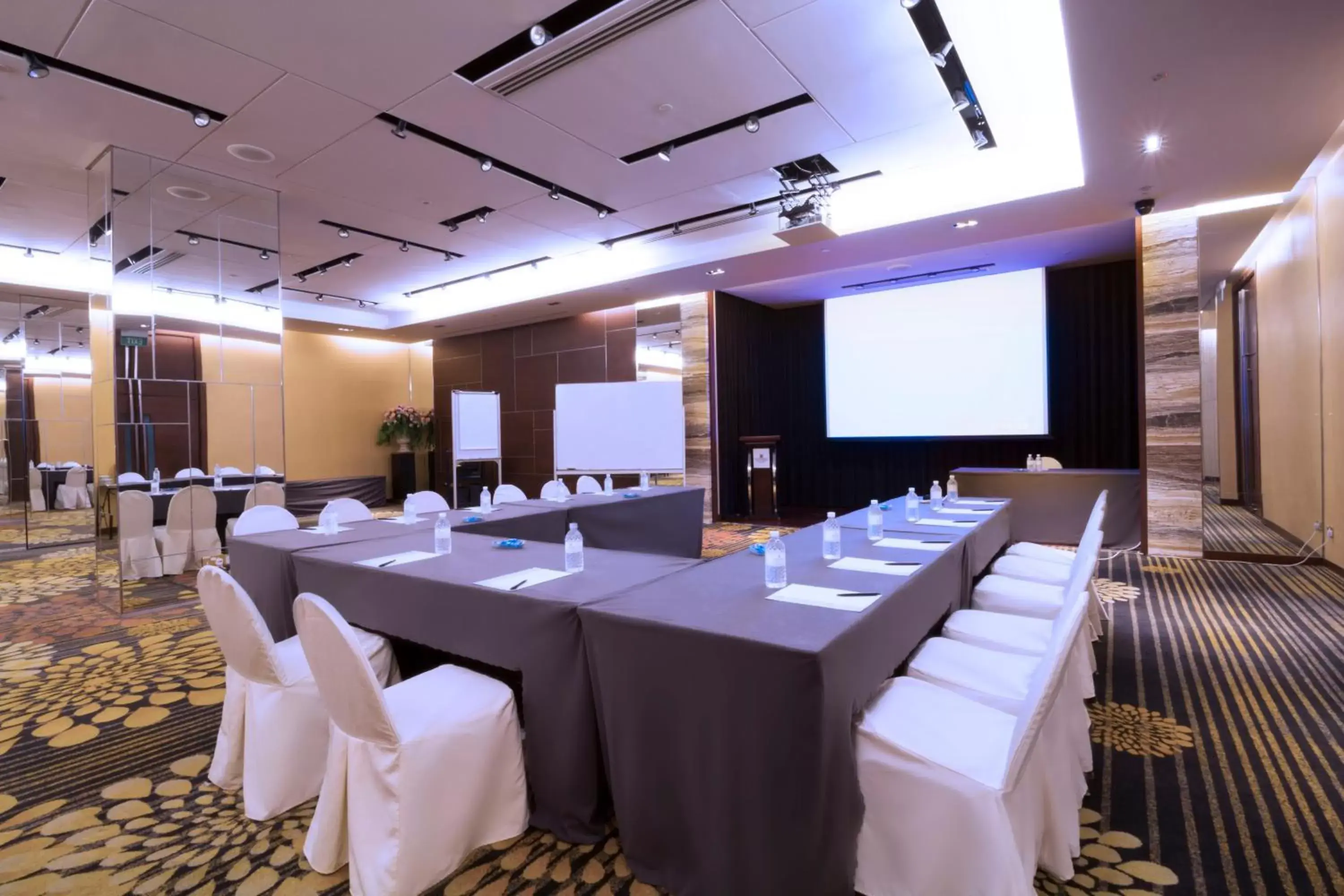 Banquet/Function facilities in Copthorne King's Hotel Singapore on Havelock