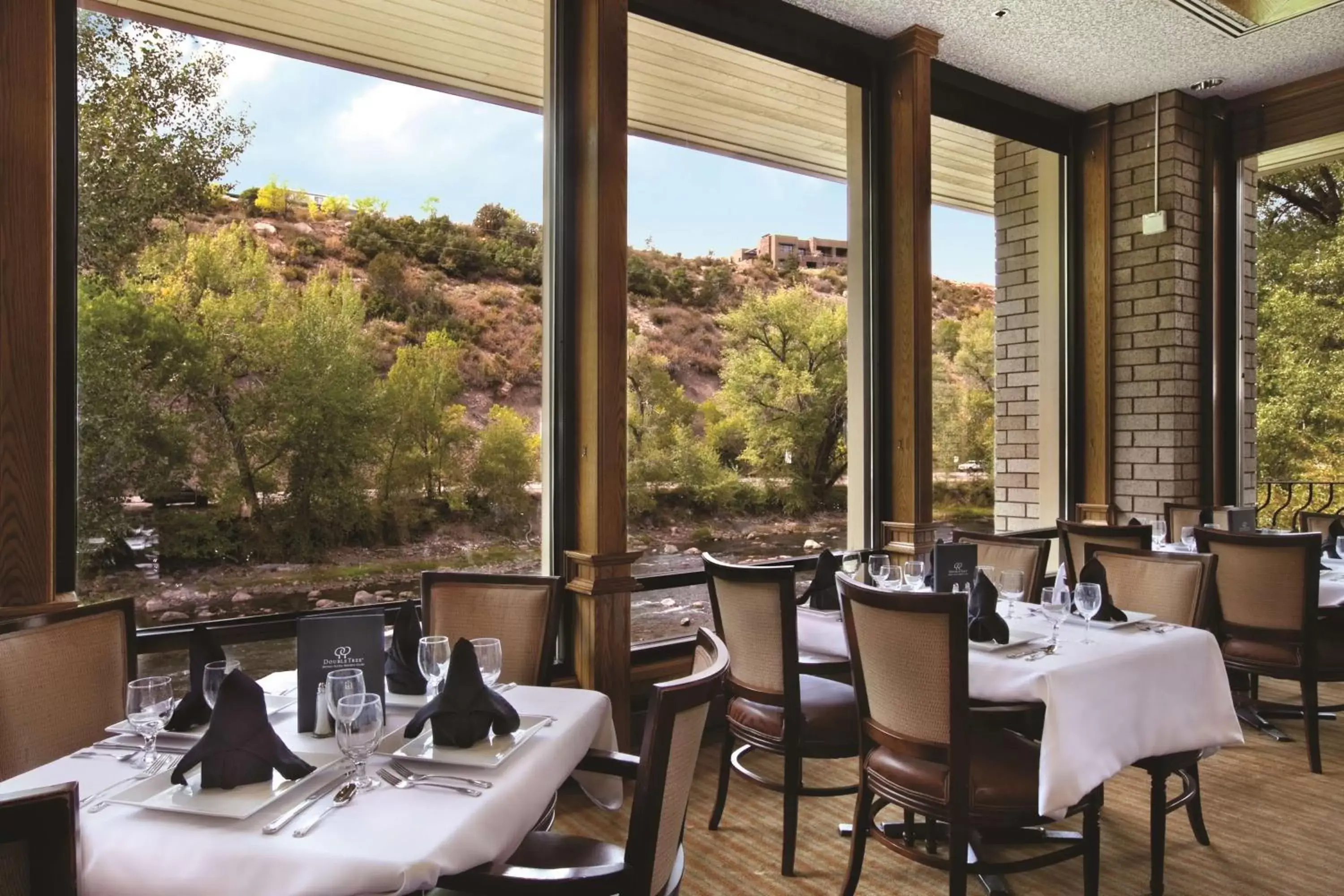 Restaurant/Places to Eat in DoubleTree by Hilton Durango