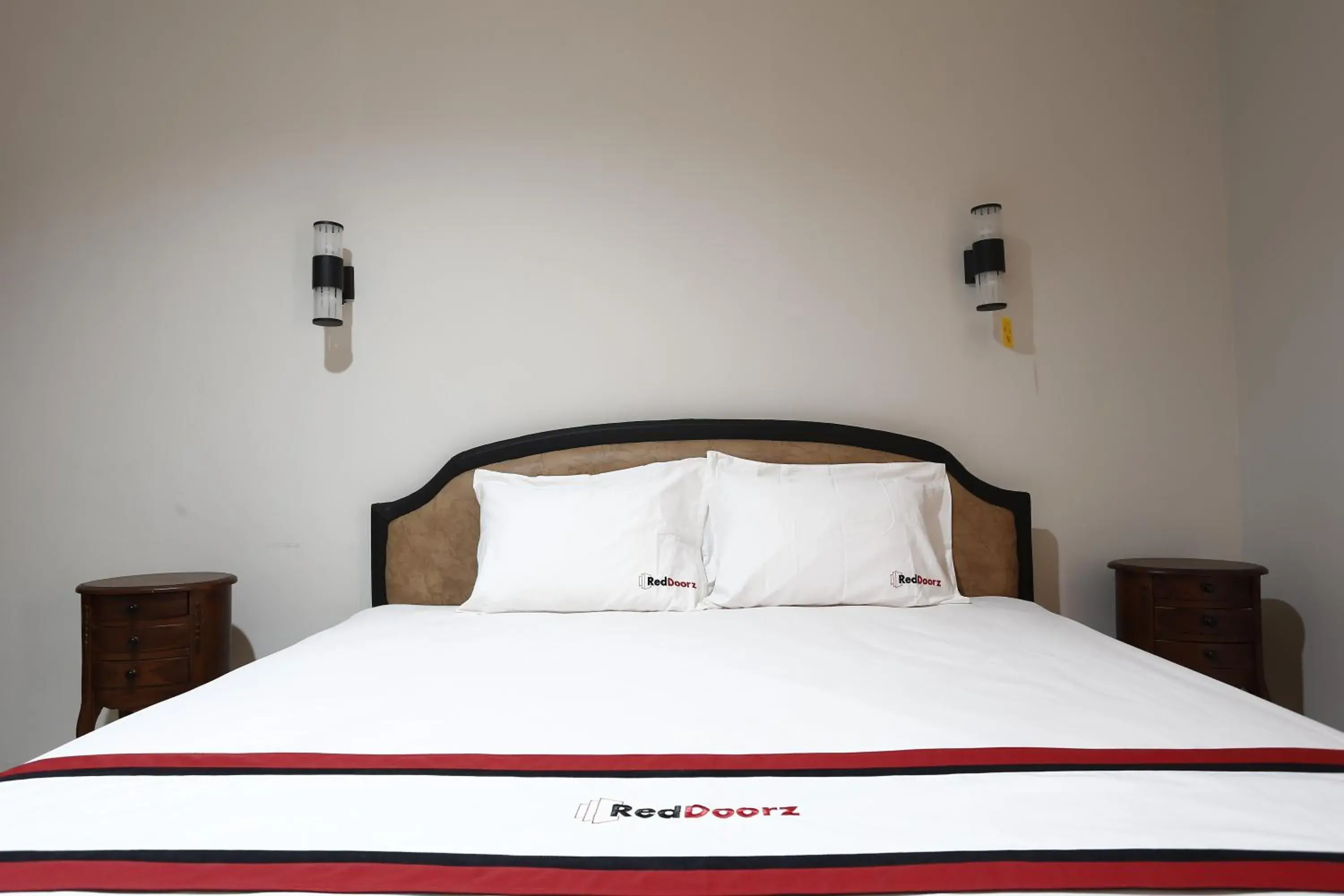 Bed in RedDoorz Plus near Adisucipto Airport 2