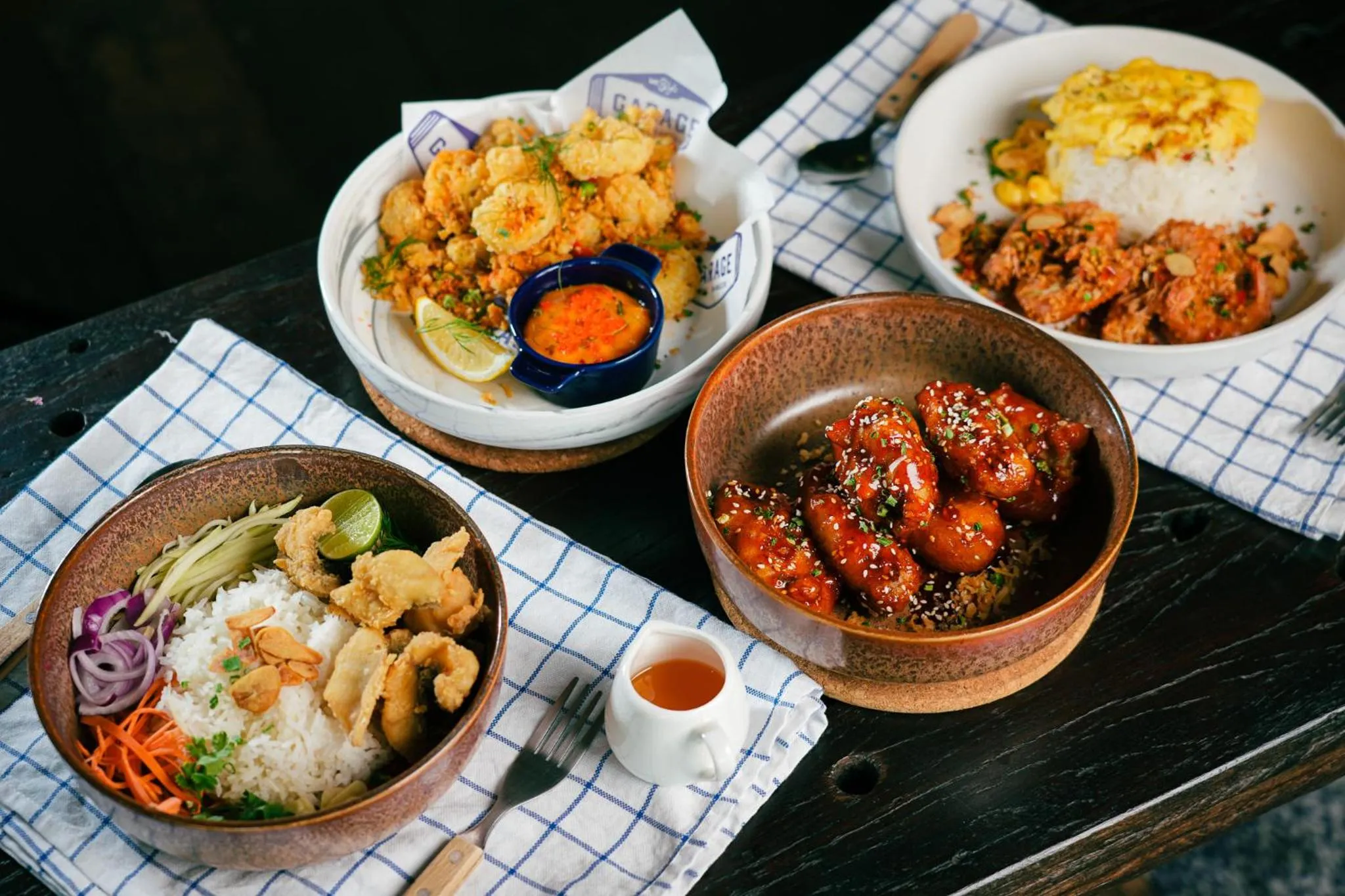 Food in MeStyle Garage Hotel