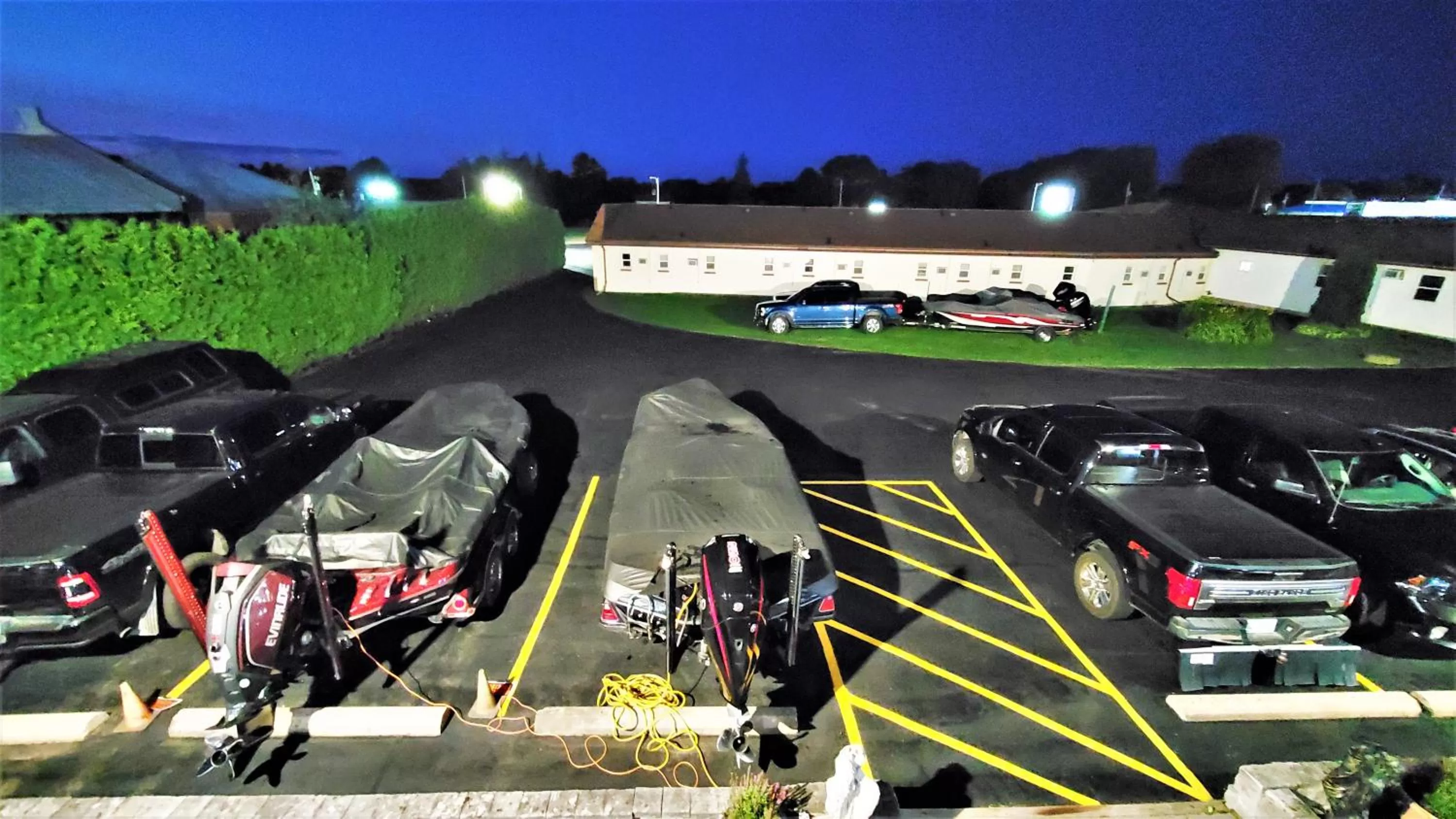 Property building in Knights Inn Colonial Fireside Inn