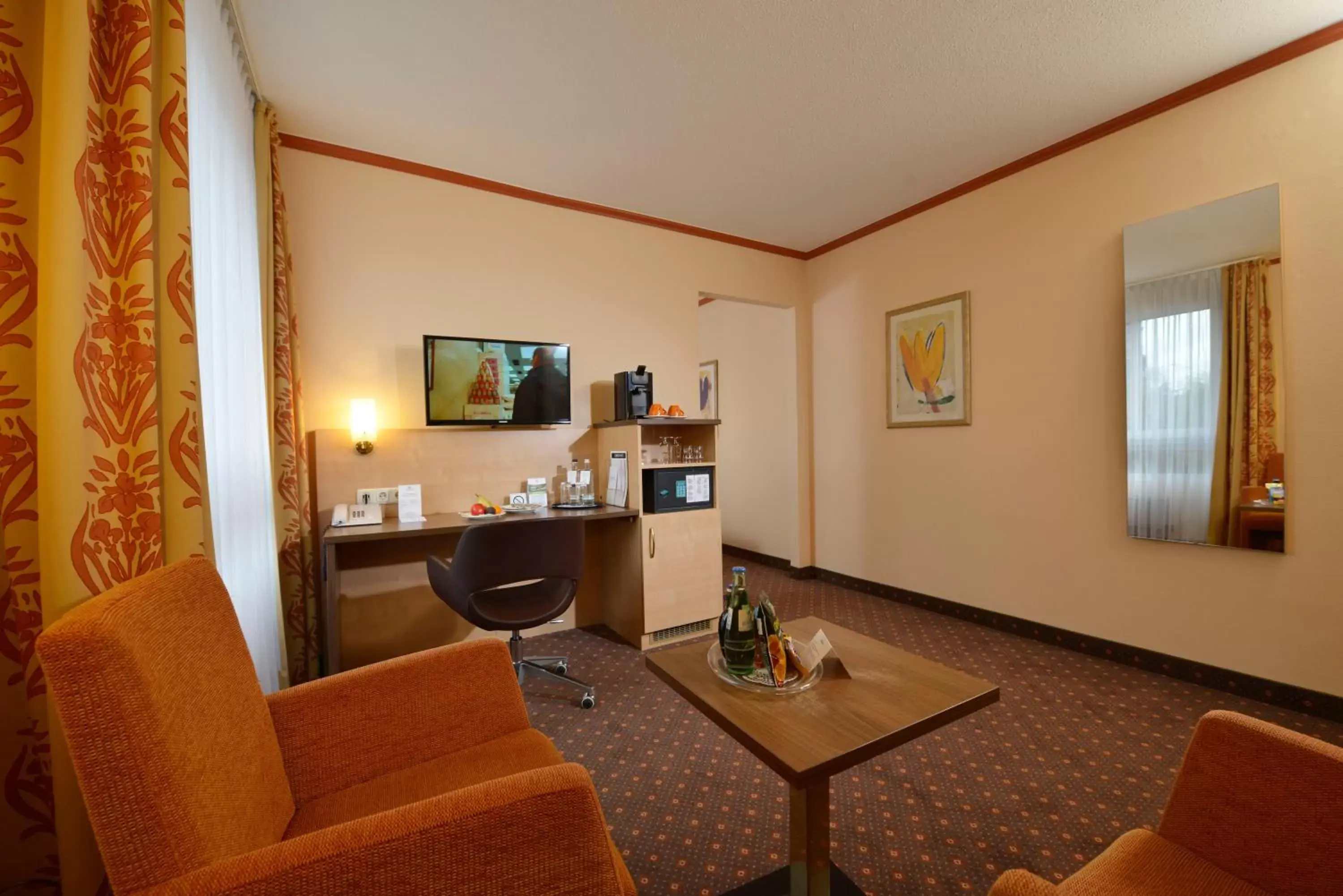 Photo of the whole room, Seating Area in Sure Hotel by Best Western Hilden-Düsseldorf