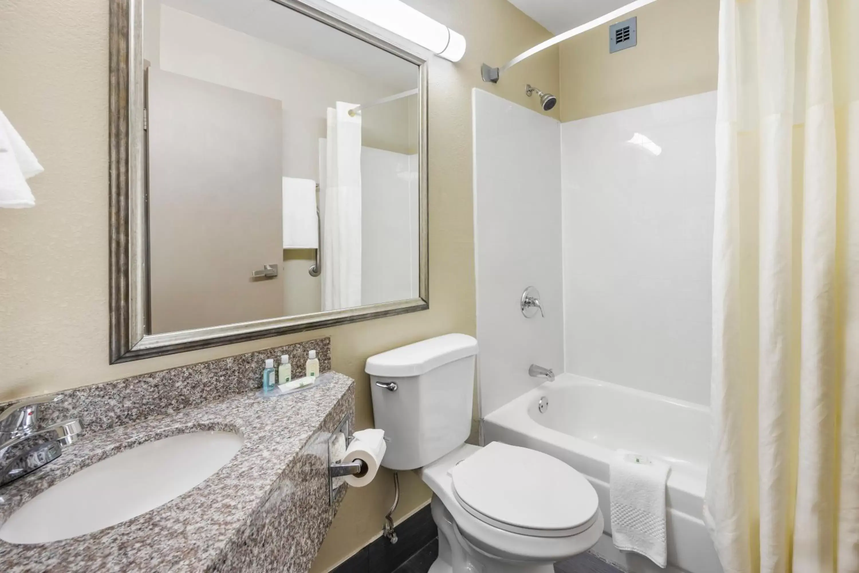 Shower, Bathroom in Quality Inn Jackson