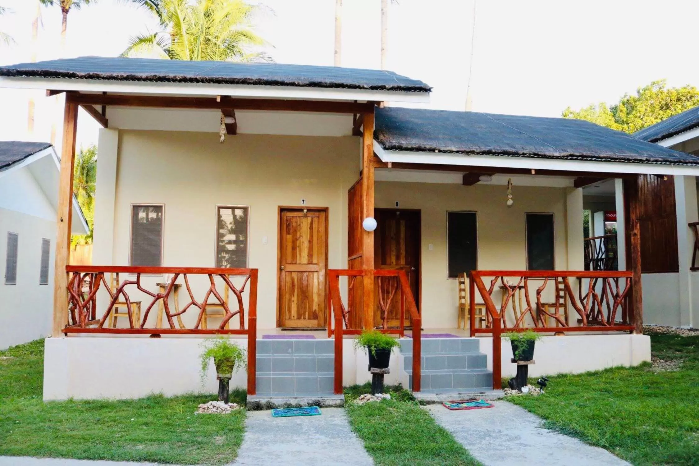 D's Oceanview Beach Resort