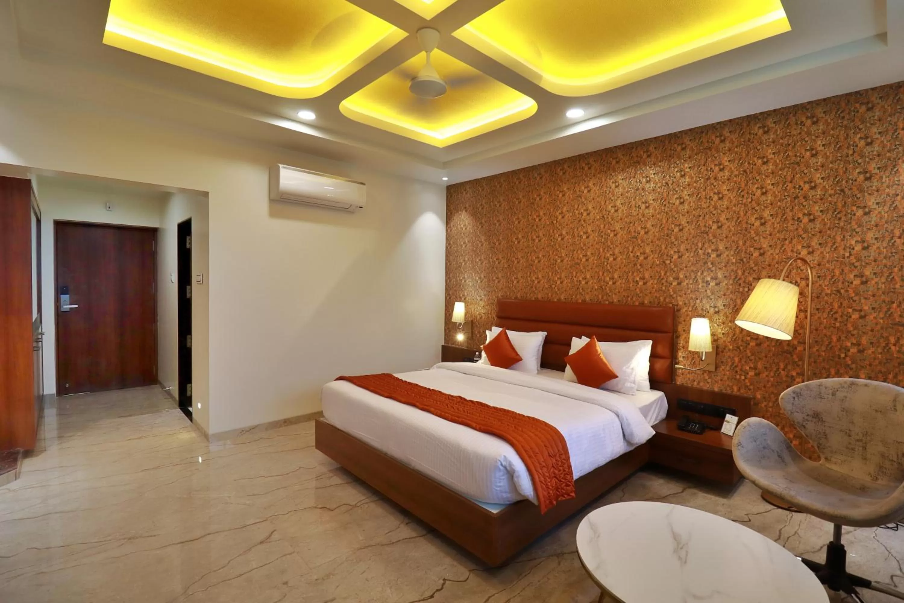 Bed in Four Petals Executive by LHMS