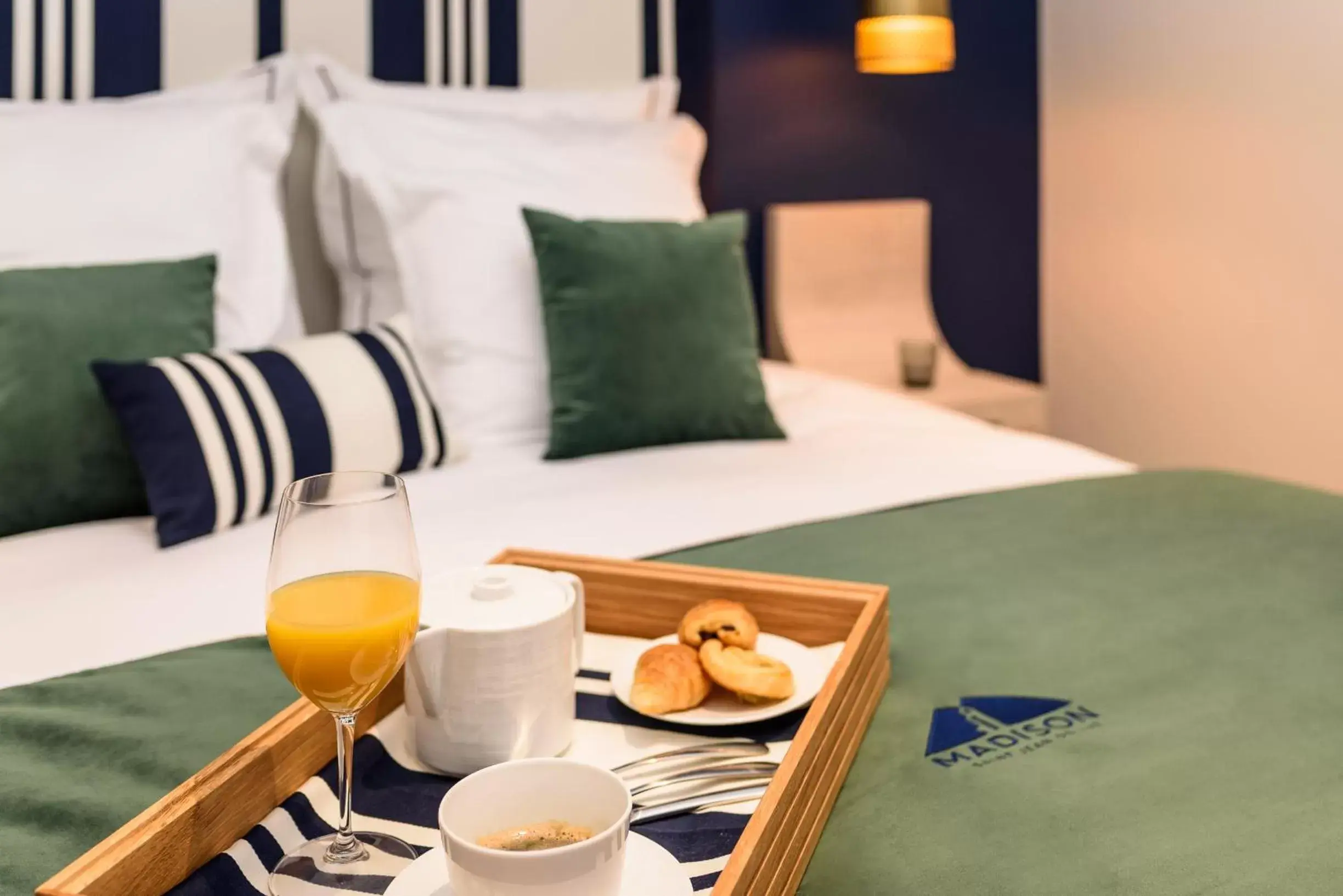 Breakfast, Bed in Hôtel & Spa Madison Saint Jean de Luz