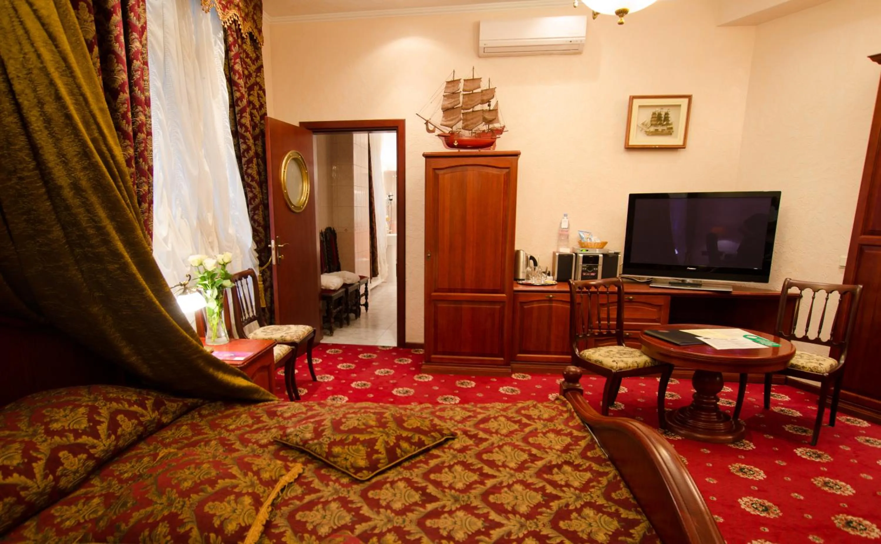 Photo of the whole room in Boutique Hotel Monte Kristo