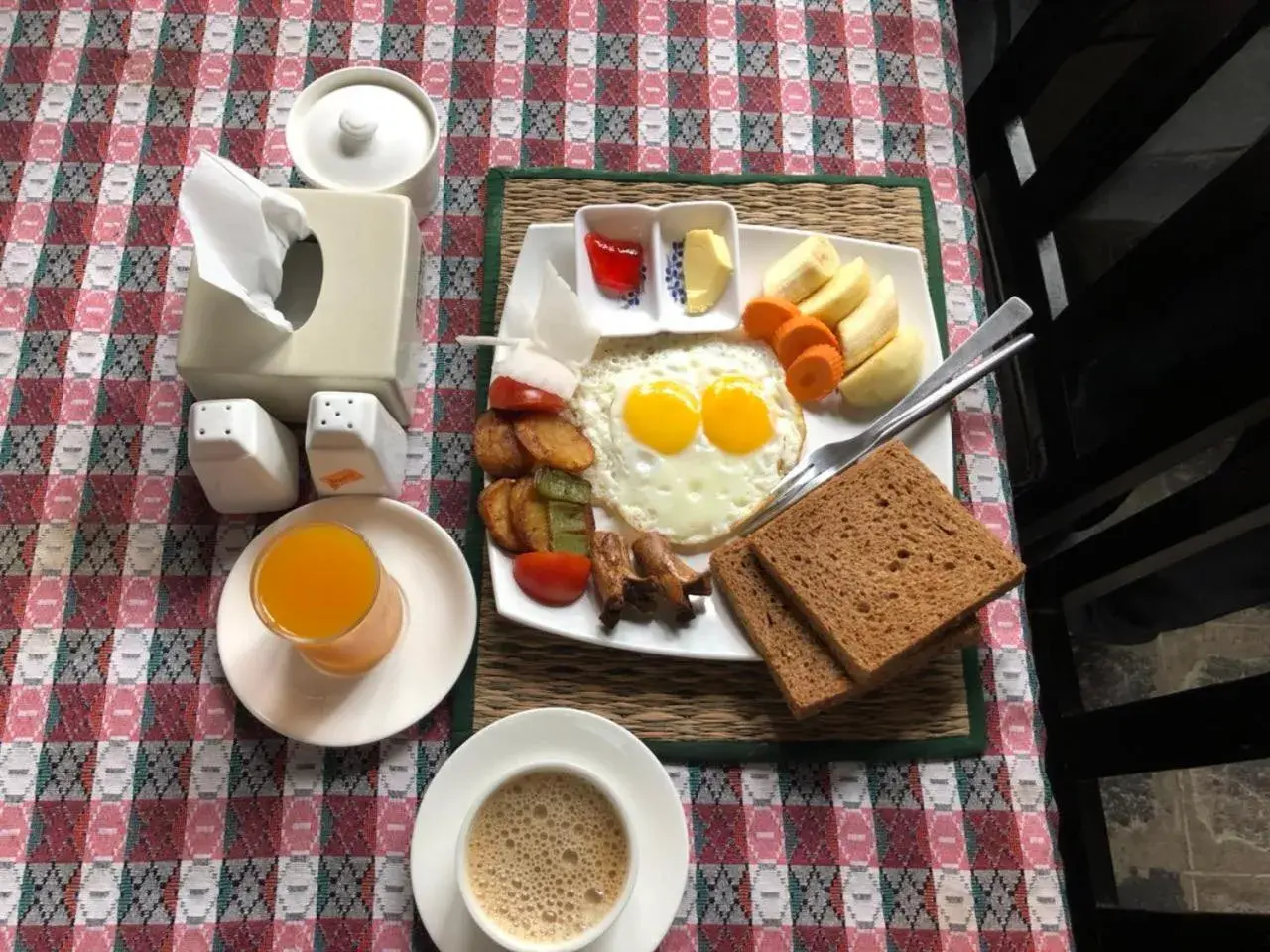 Continental breakfast, Breakfast in The Silver Oaks Inn