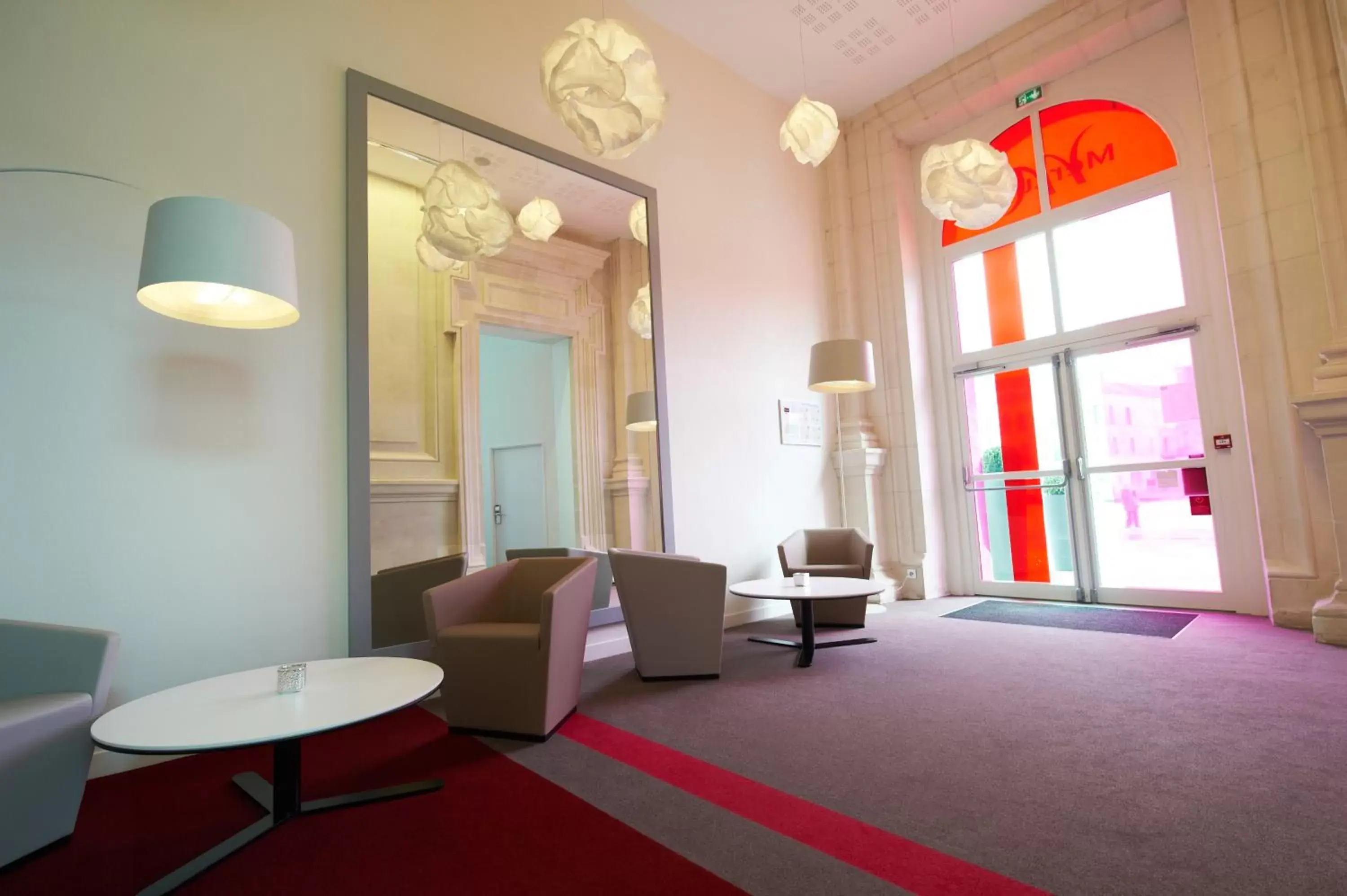 Lobby or reception, Seating Area in Mercure Cholet Centre