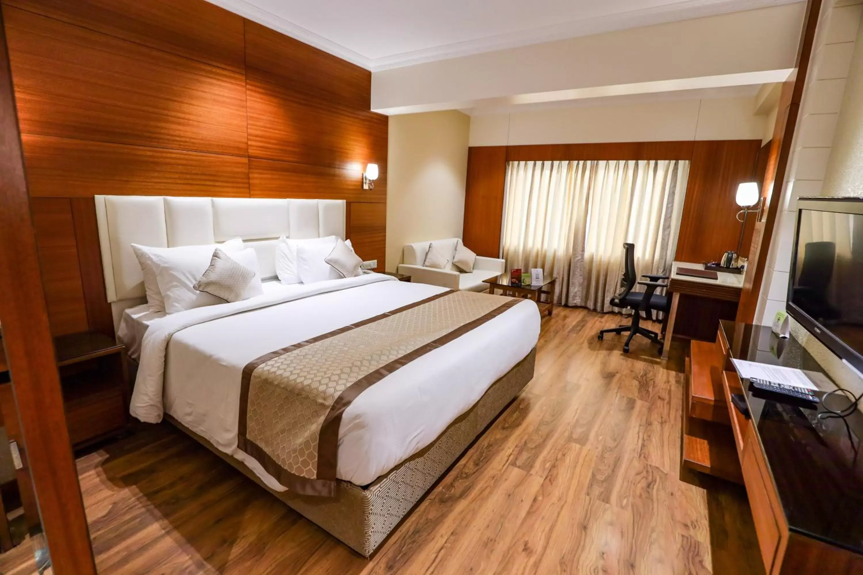 Bedroom, Bed in The Fern Residency Aurangabad