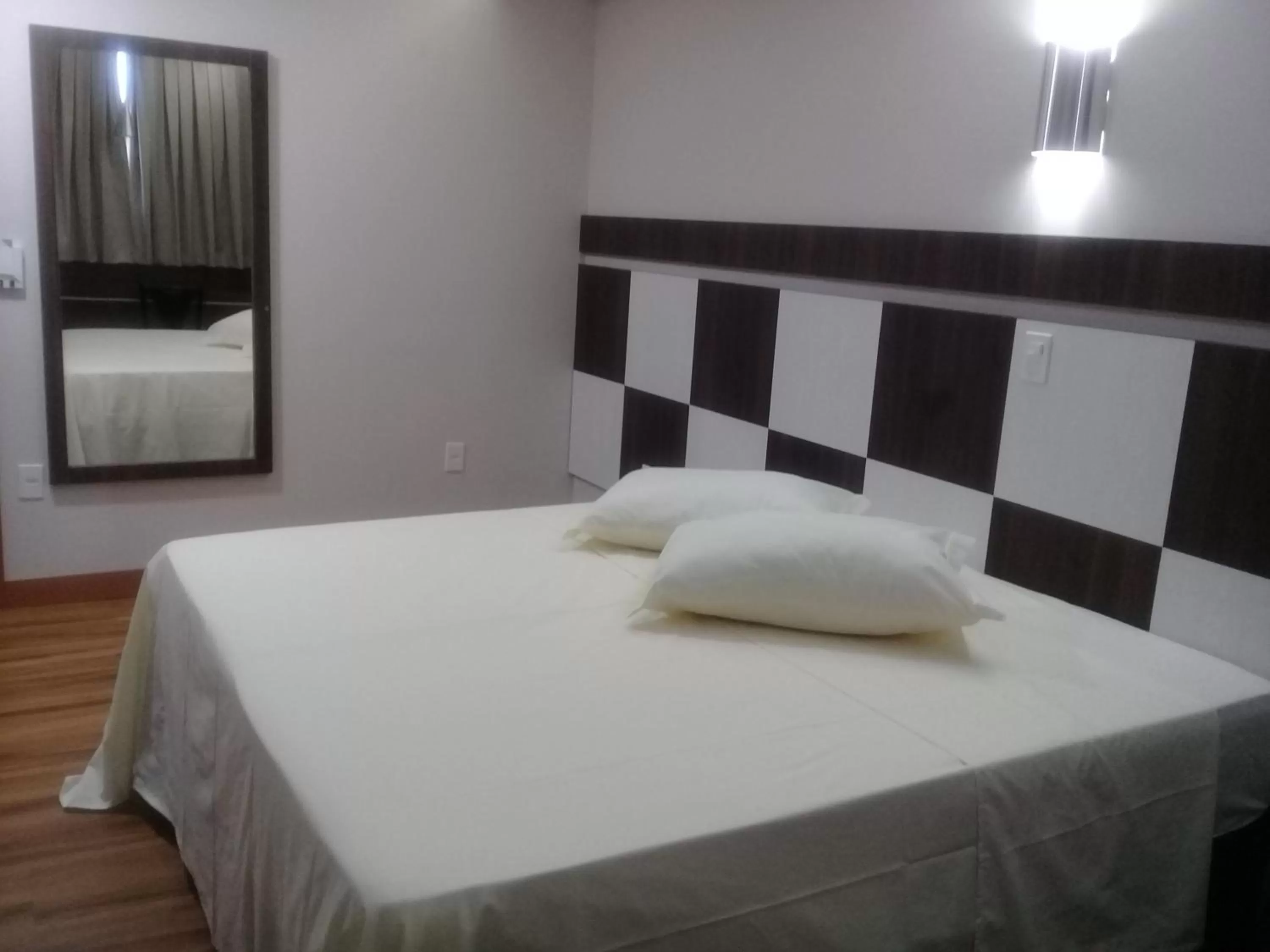 Bed in Hotel Maestro Villa Do Lago Toledo