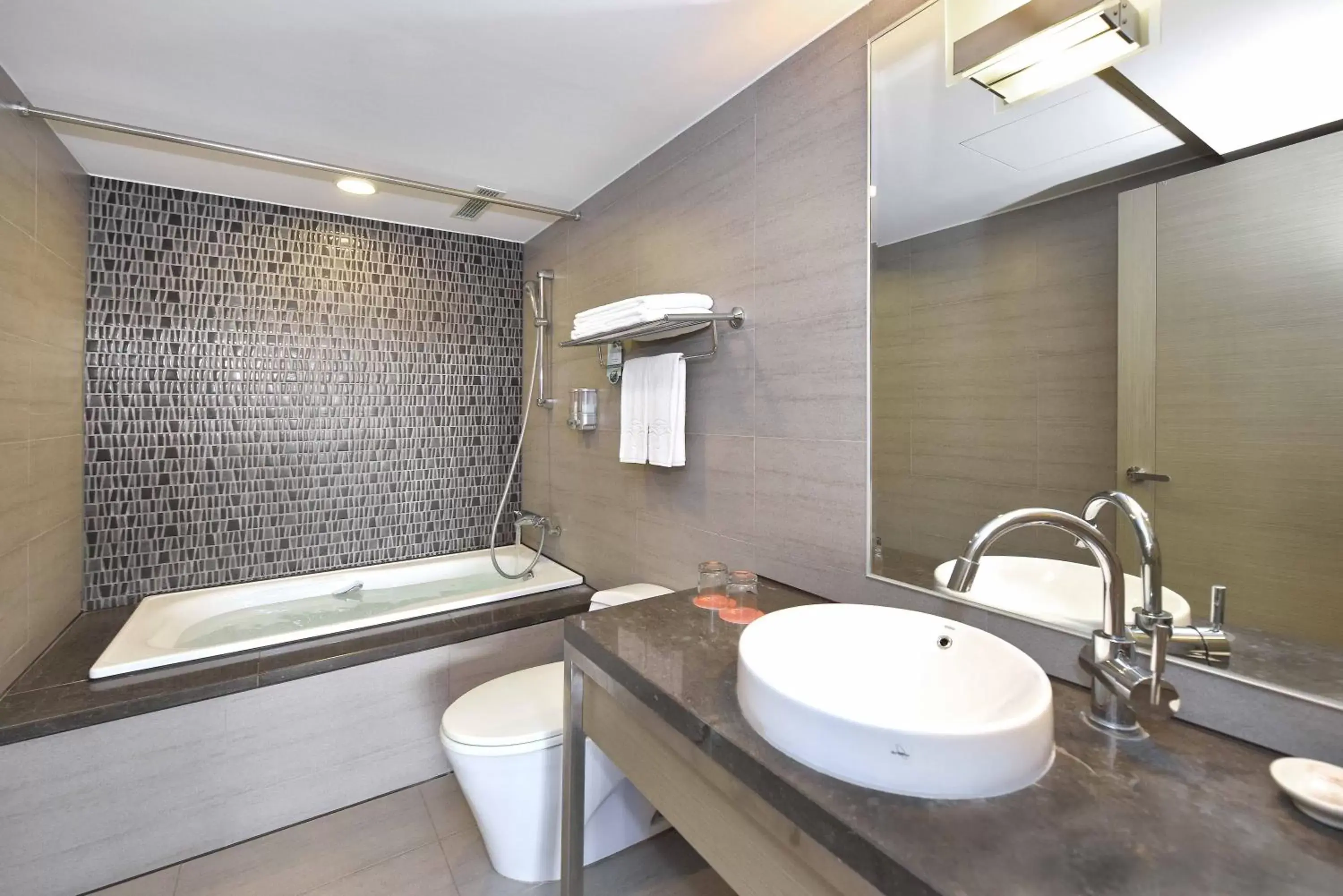 Toilet, Bathroom in Fullon Hotel Kaohsiung