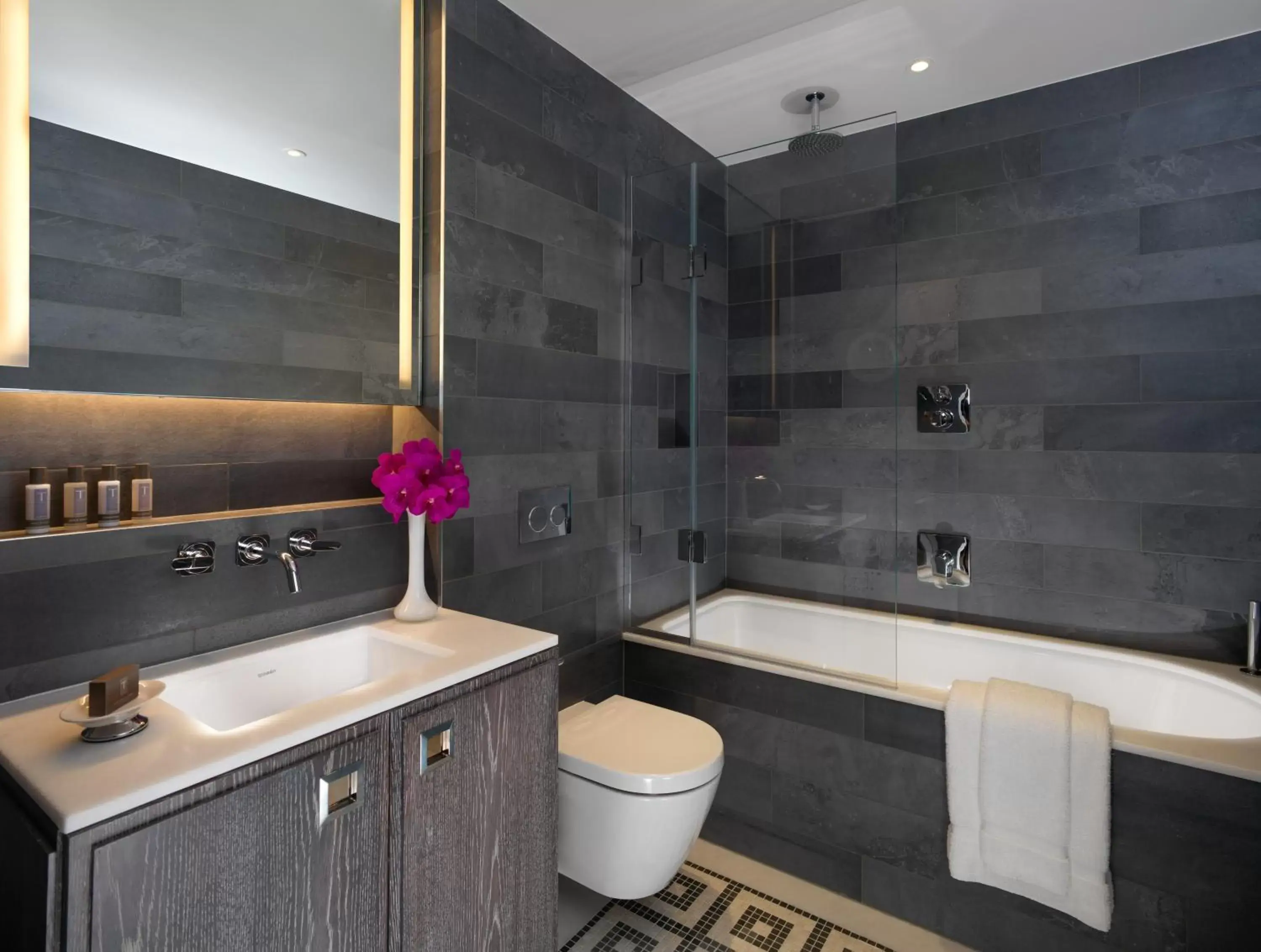 Bathroom in Flemings Mayfair - Small Luxury Hotel of the World
