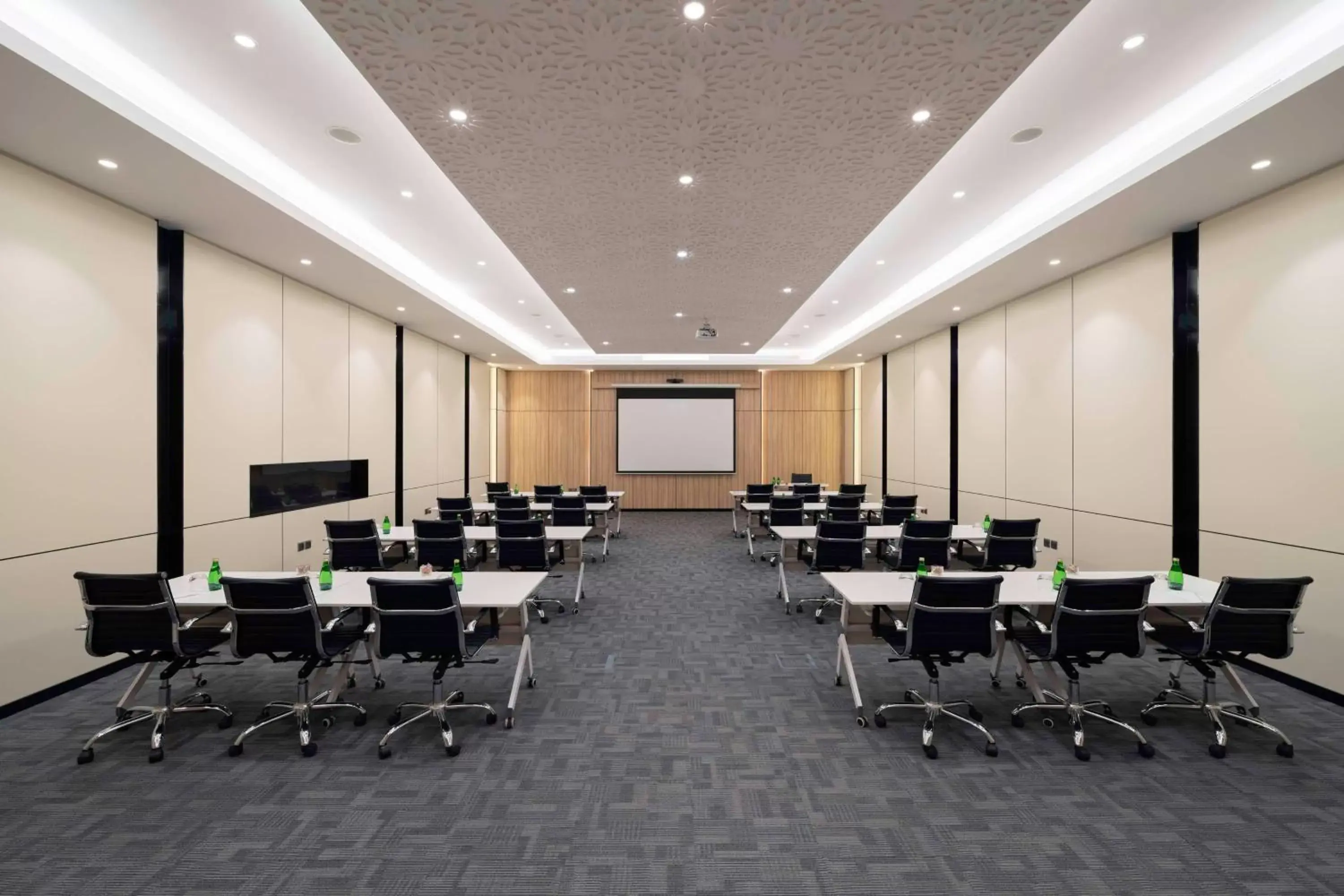 Meeting/conference room in Radisson Hotel Riyadh Airport