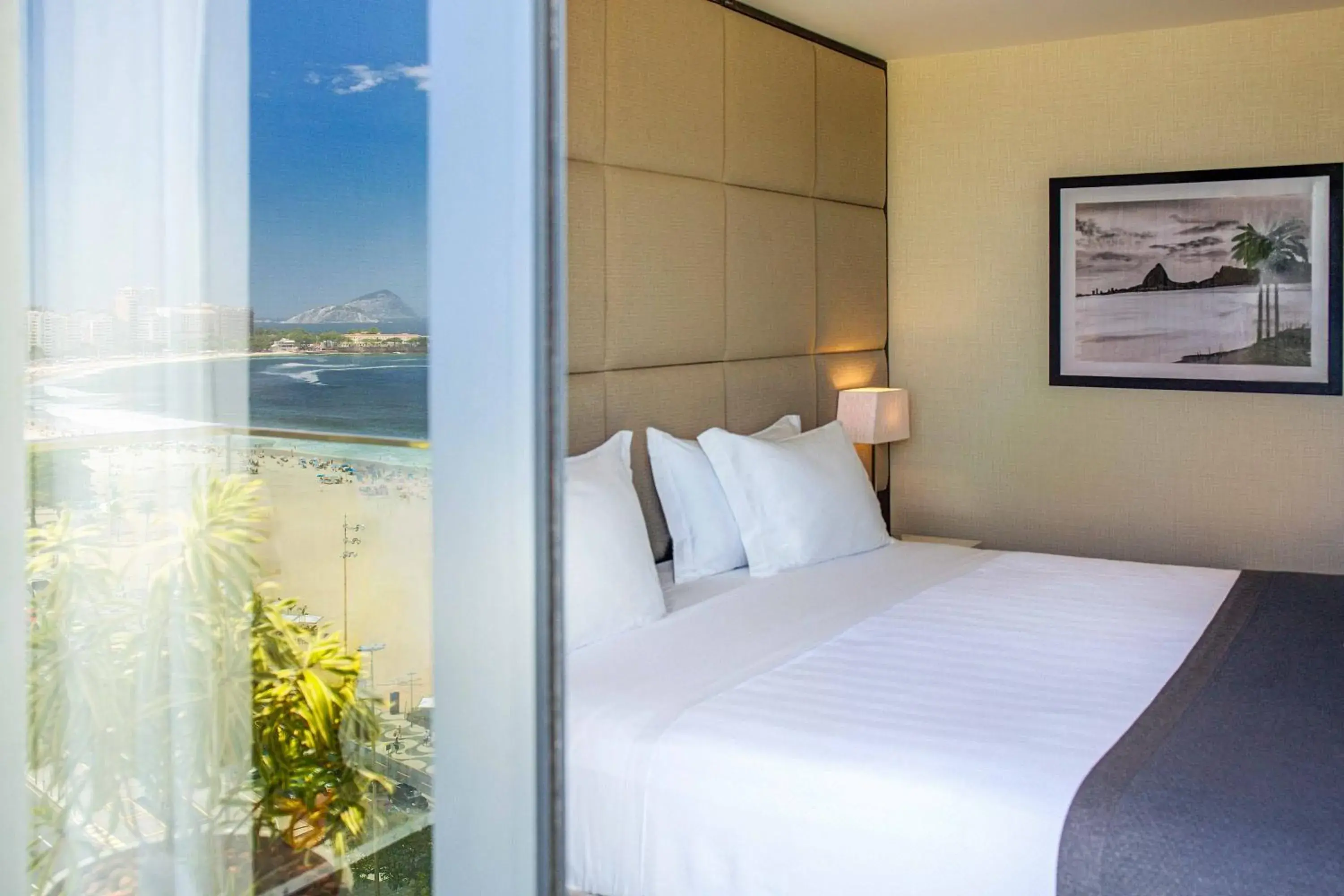 Sea view, Bed in Windsor California Hotel