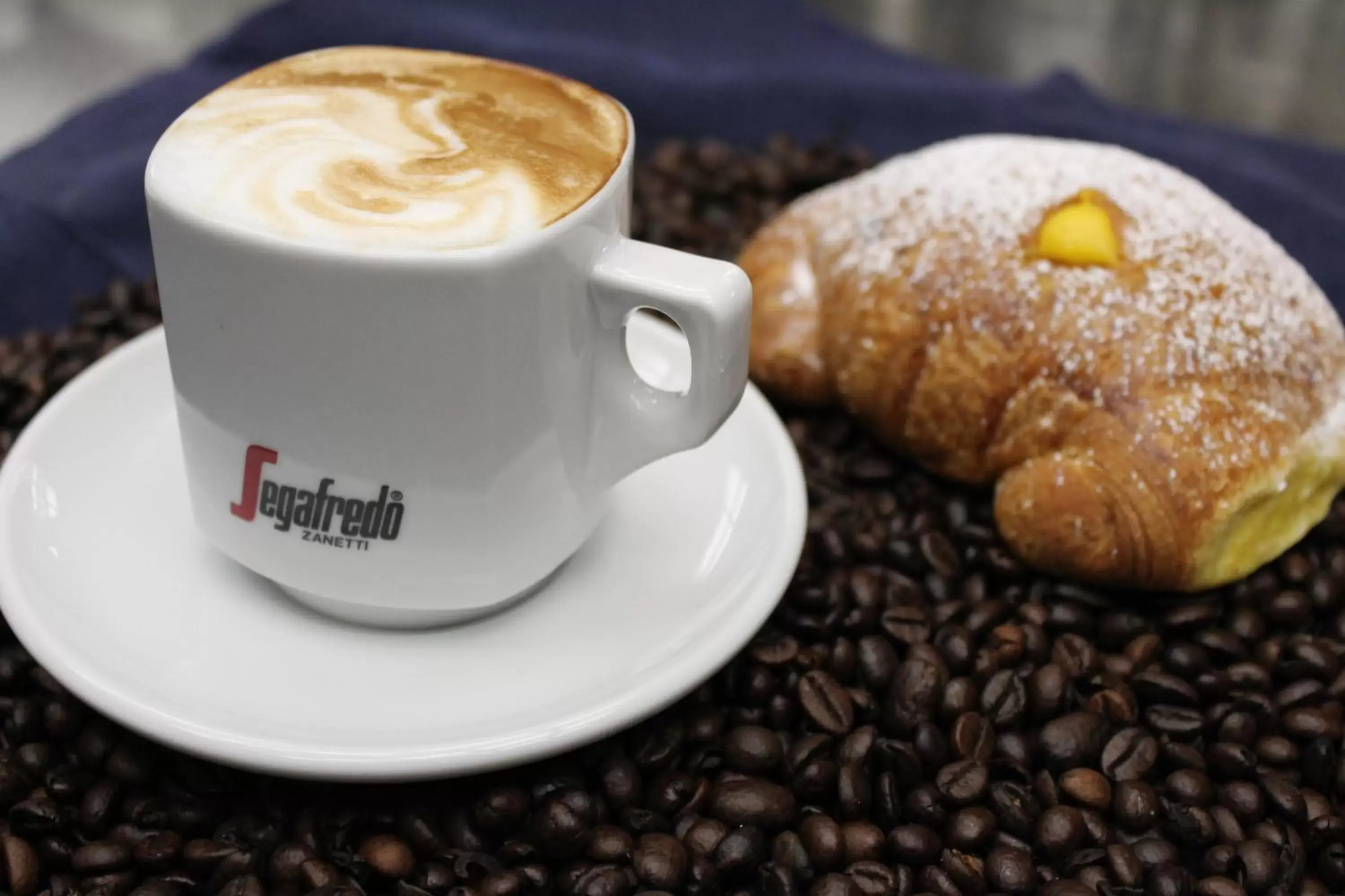 Coffee/tea facilities in Hotel Lucrezia Borgia