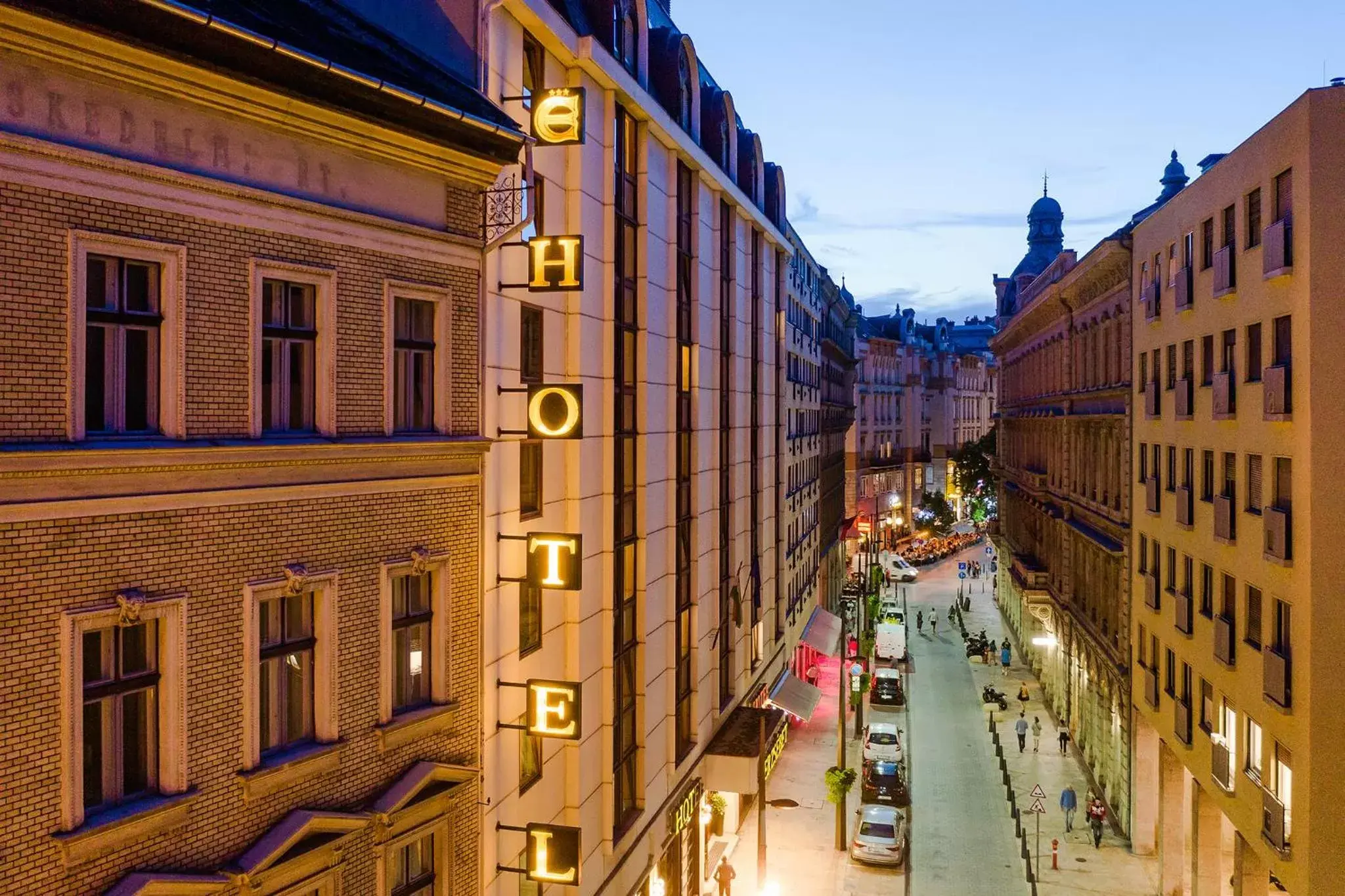 City view in Danubius Hotel Erzsébet City Center