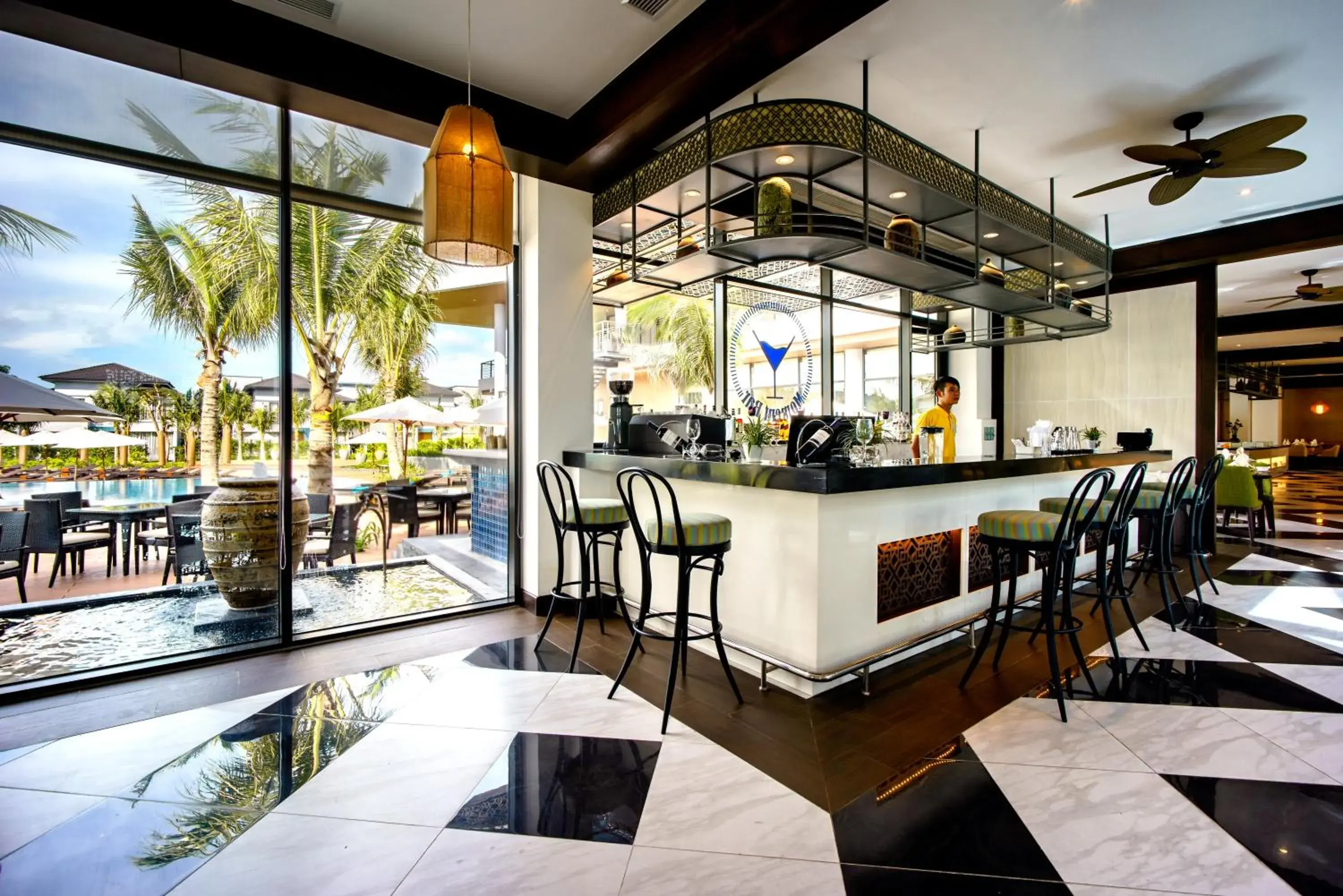 Lounge or bar in Best Western Premier Sonasea Villas Phu Quoc