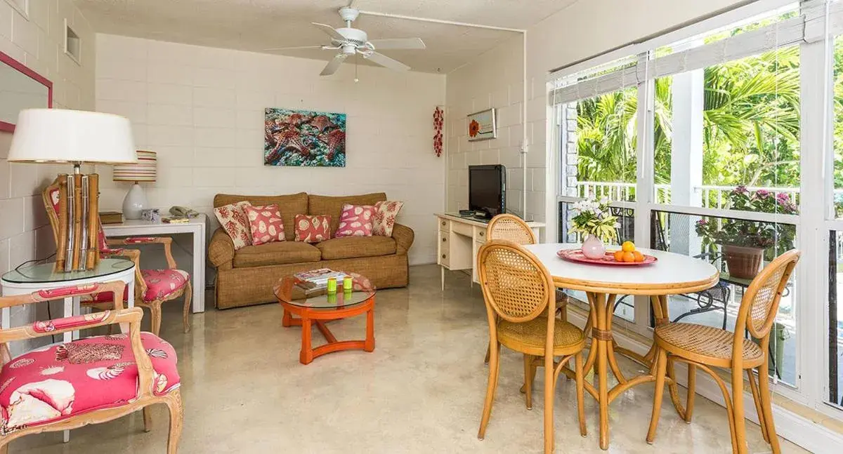 Seating Area in South Beach Place - Vero Beach