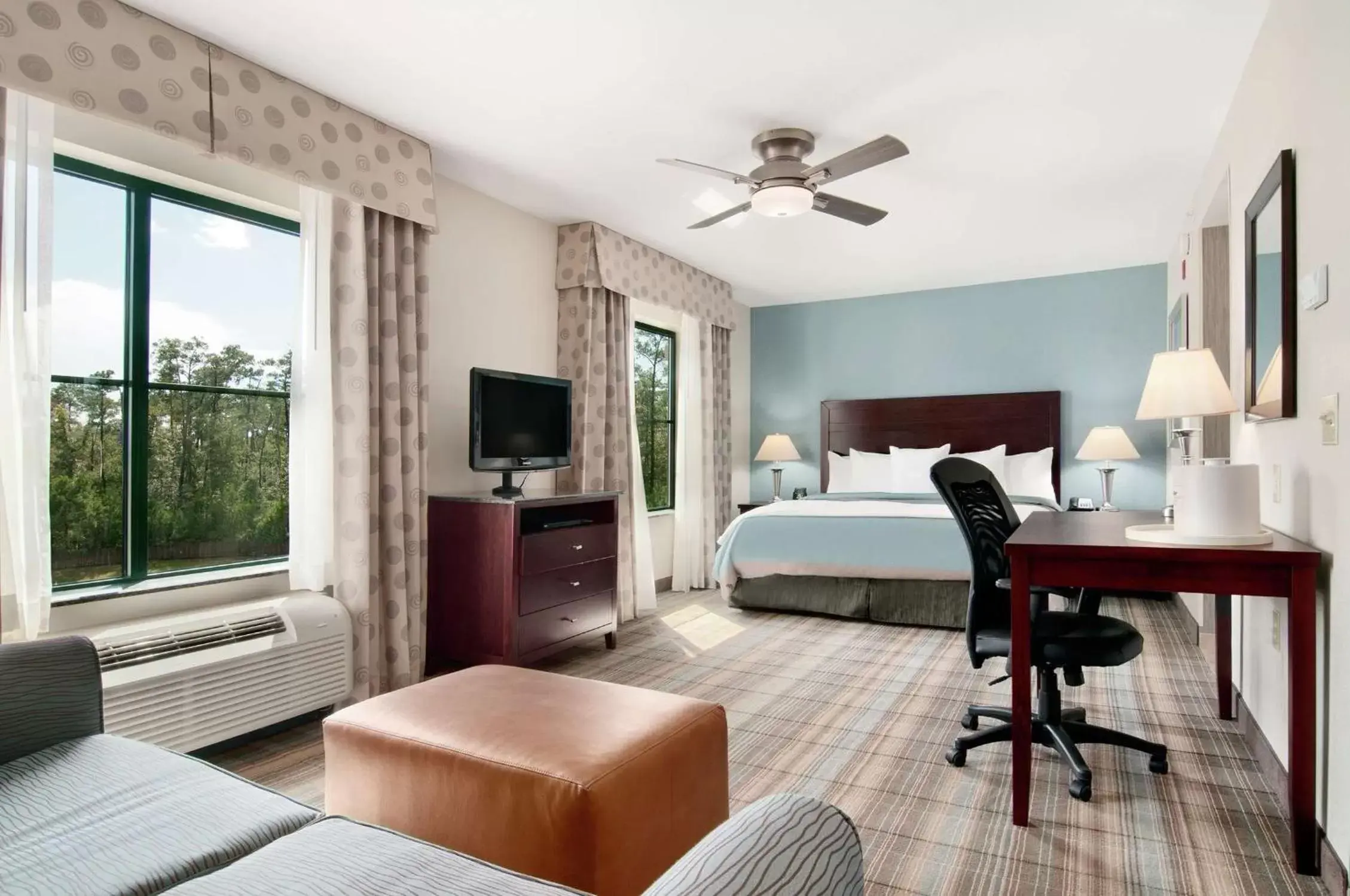 Bedroom in Homewood Suites by Hilton Slidell