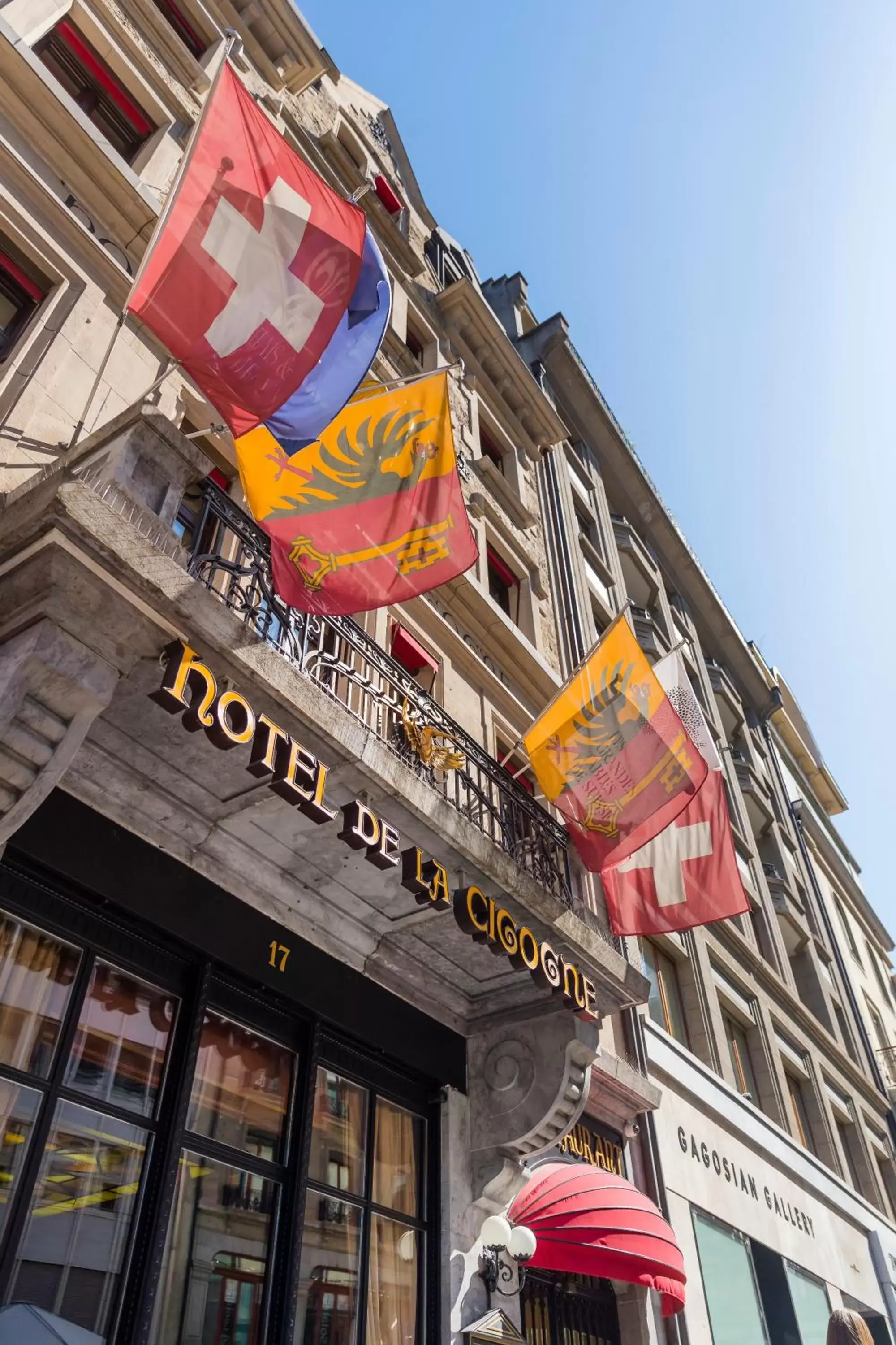 Facade/entrance in Hôtel de la Cigogne Facade/entrance in Hôtel de la Cigogne