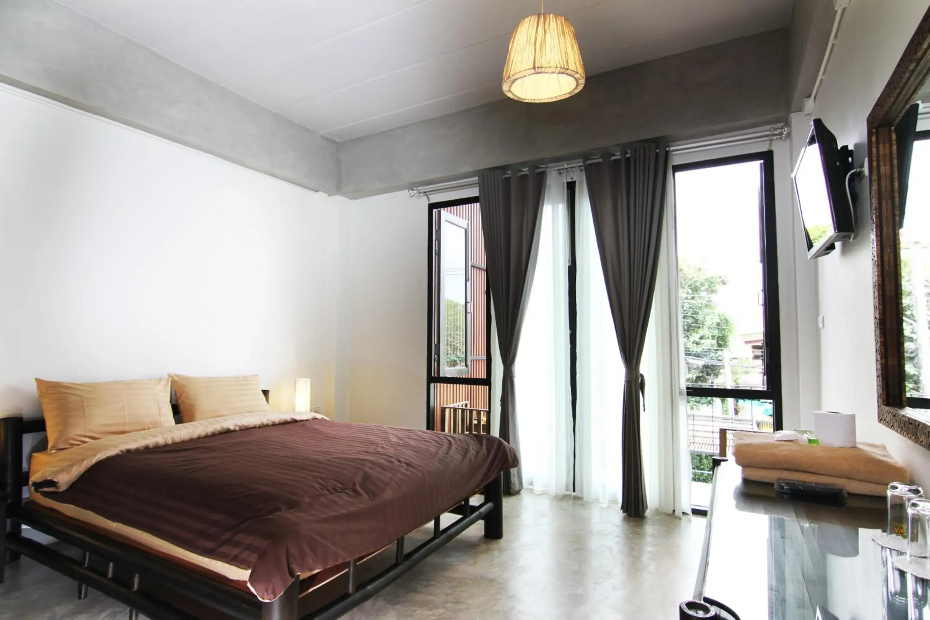 Bed in Lamphu House Chiang Mai - SHA Extra Plus Certified