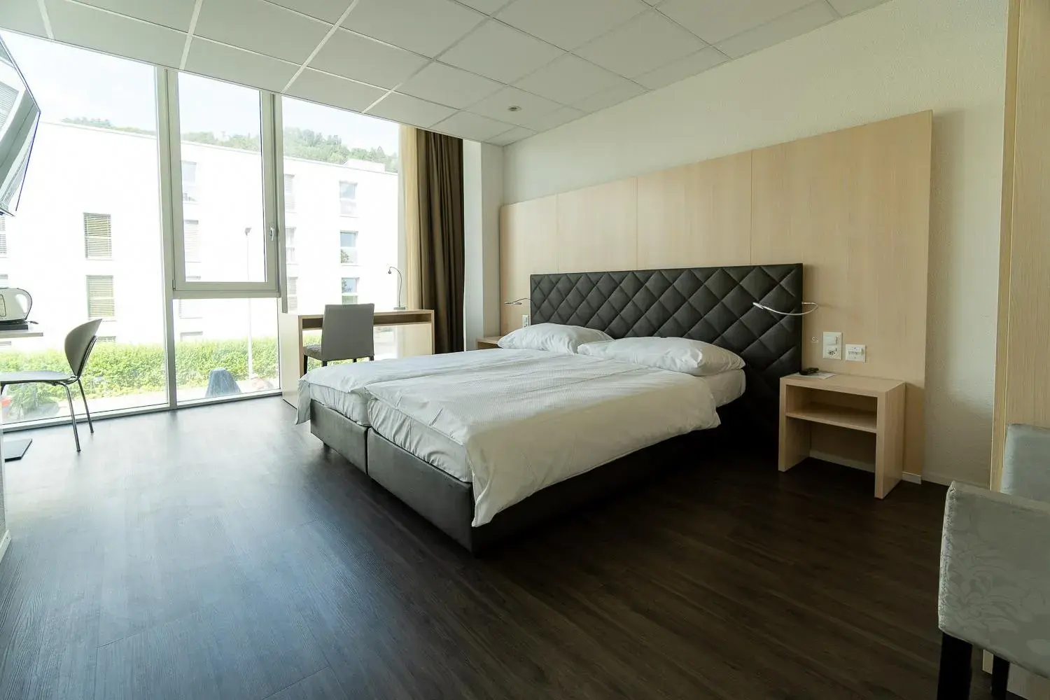 Bed in Hotel Hine Adon Bern Airport