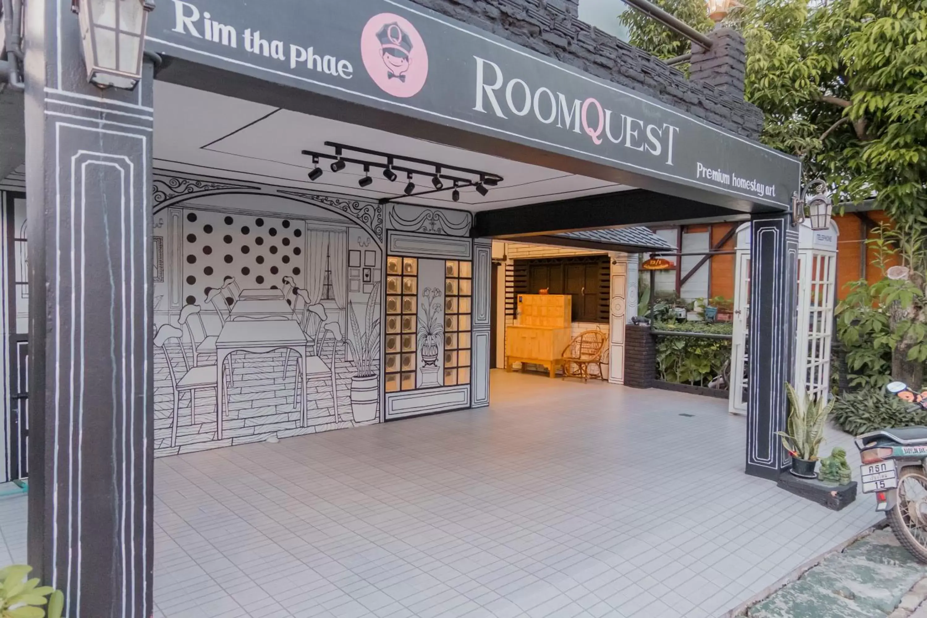 RoomQuest Chiang Mai Tha Phae RoomQuest Chiang Mai Tha Phae