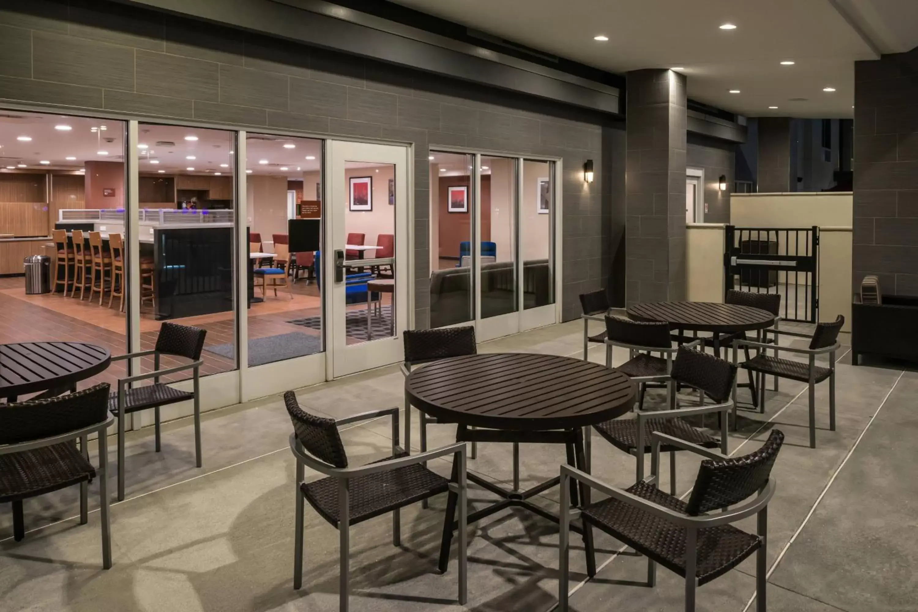 Property building, Restaurant/Places to Eat in TownePlace Suites by Marriott Ontario Chino Hills