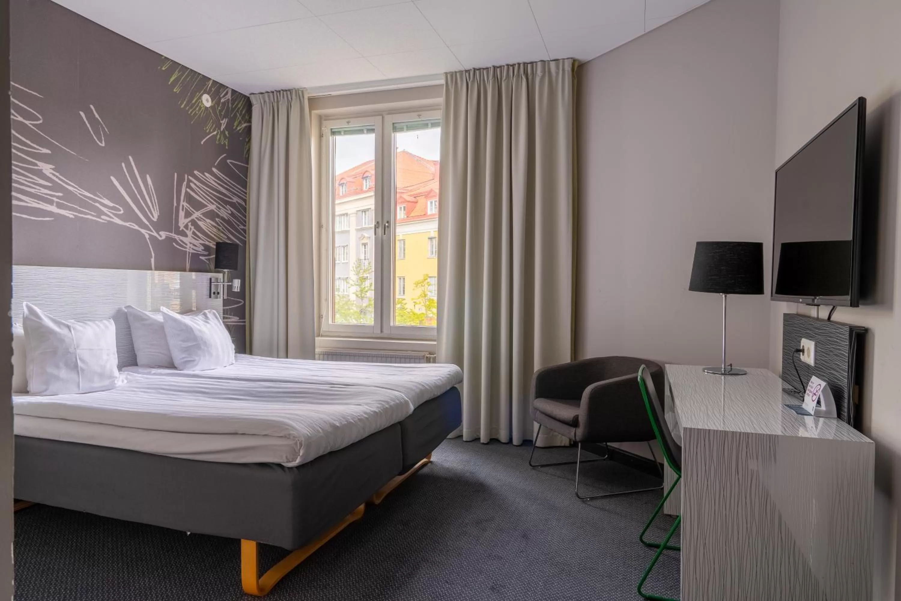 Photo of the whole room, Bed in Quality Hotel Park Södertälje City