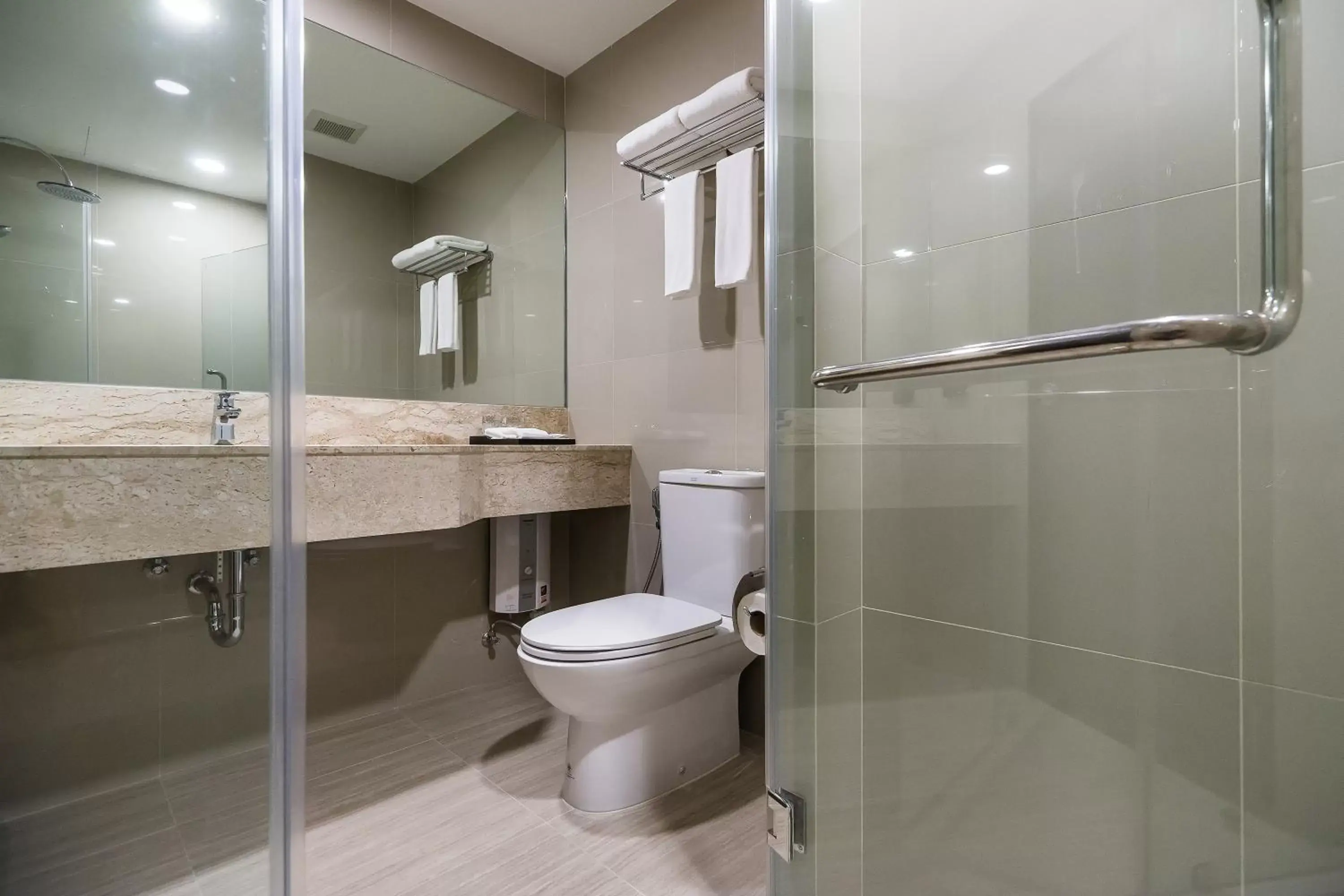 Shower, Bathroom in SureStay Plus Hotel by Best Western Sukhumvit 2