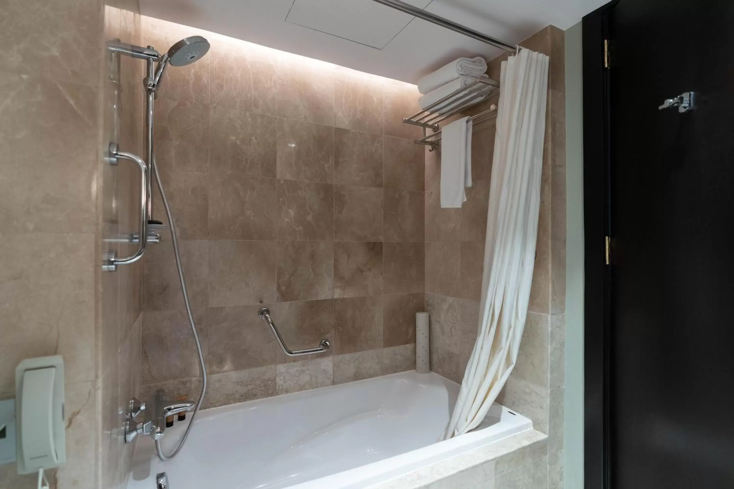 Shower, Bathroom in Marco Polo Plaza Cebu