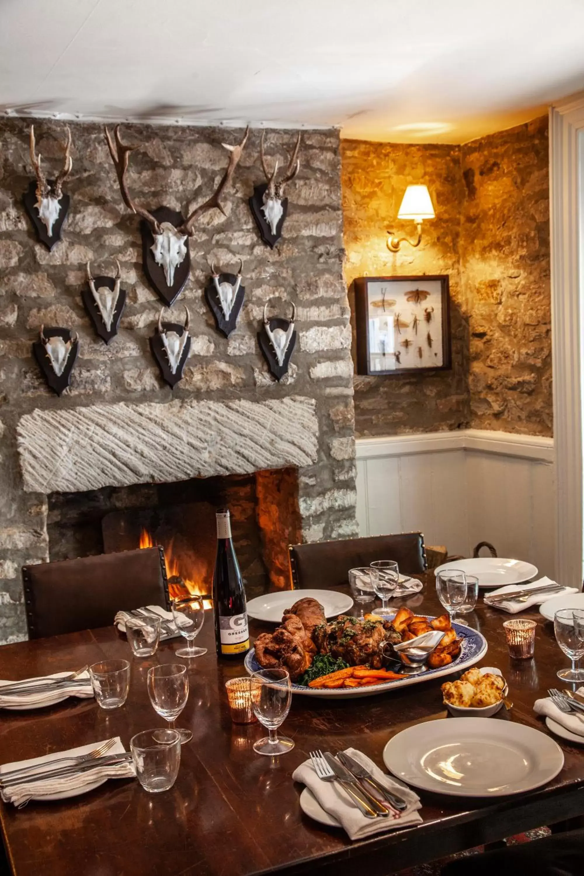 Dining area in The Lamb Inn