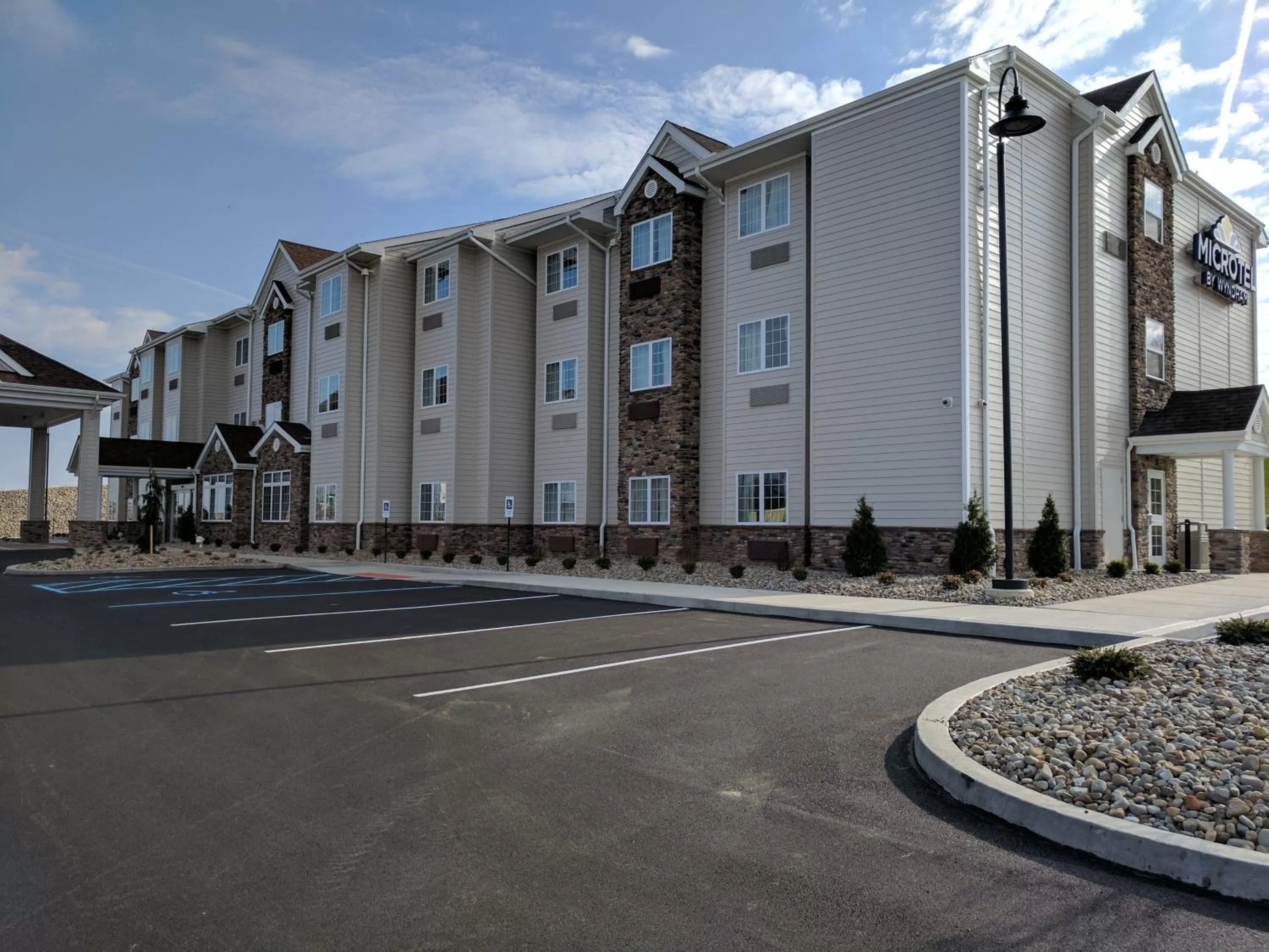 Facade/entrance in Microtel Inn & Suites by Wyndham Clarion
