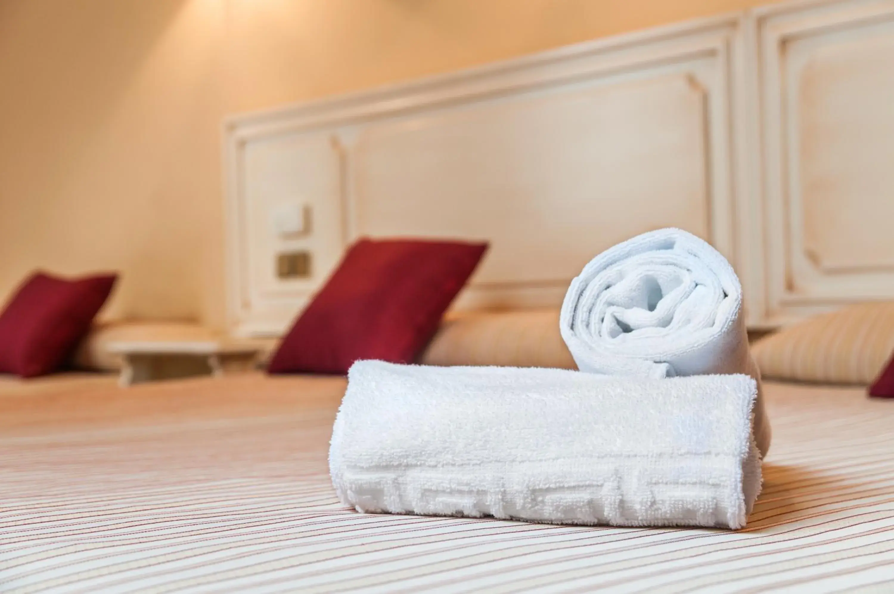 Decorative detail, Bed in Hotel Victoria