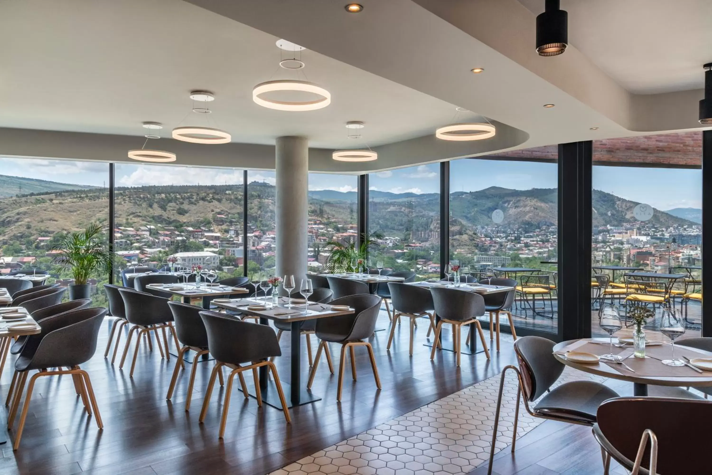 Restaurant/places to eat in Golden Tulip Design Tbilisi Restaurant/places to eat in Golden Tulip Design Tbilisi
