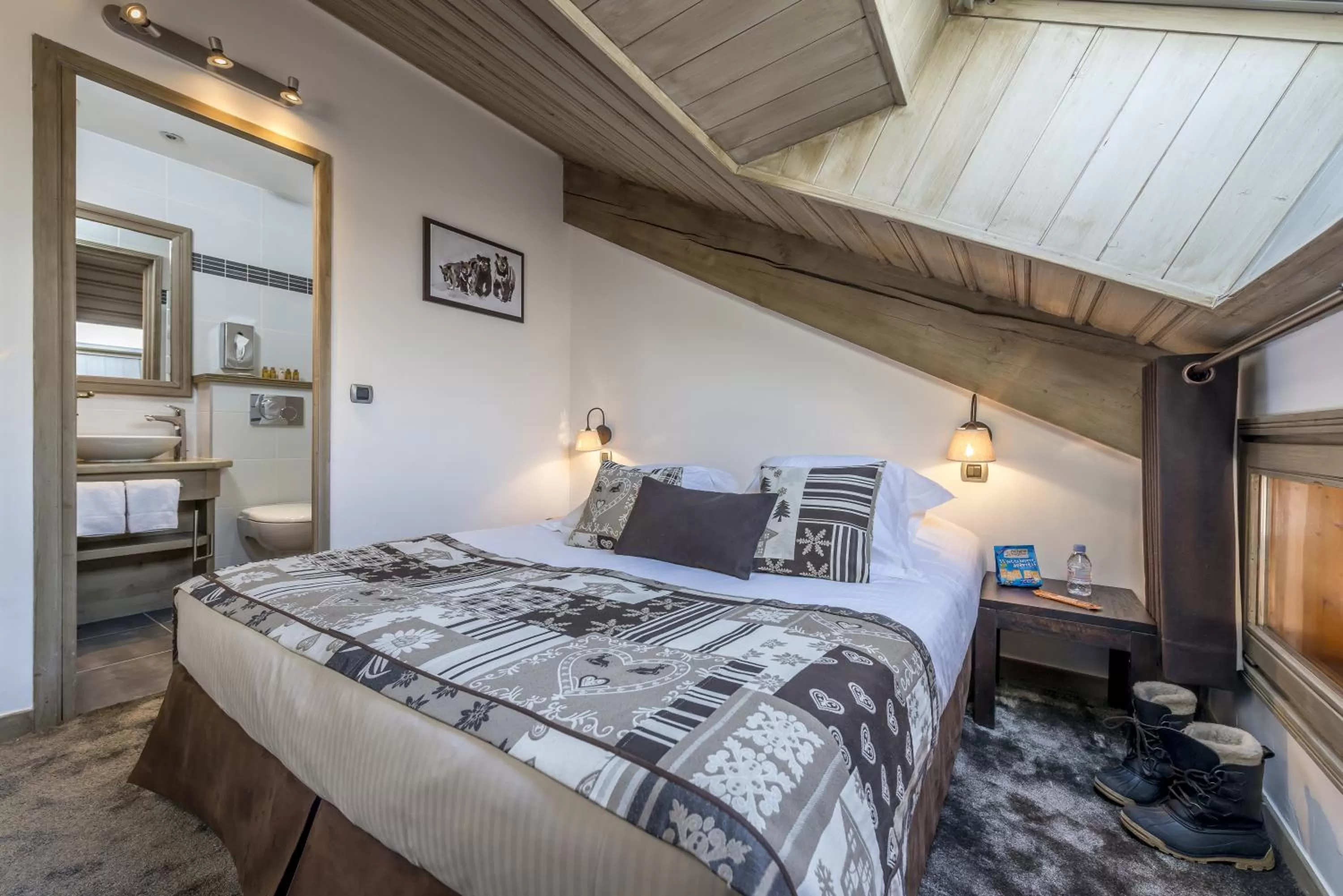 Bed in Hotel La Chaudanne