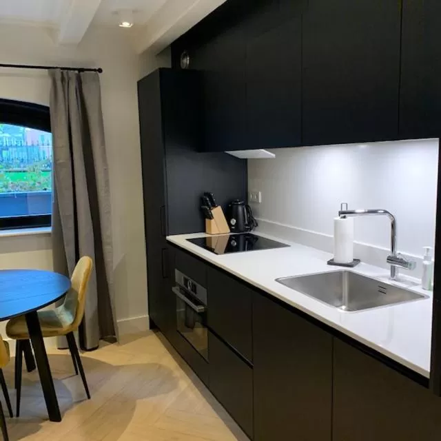 Kitchen/Kitchenette in B&B Florapark