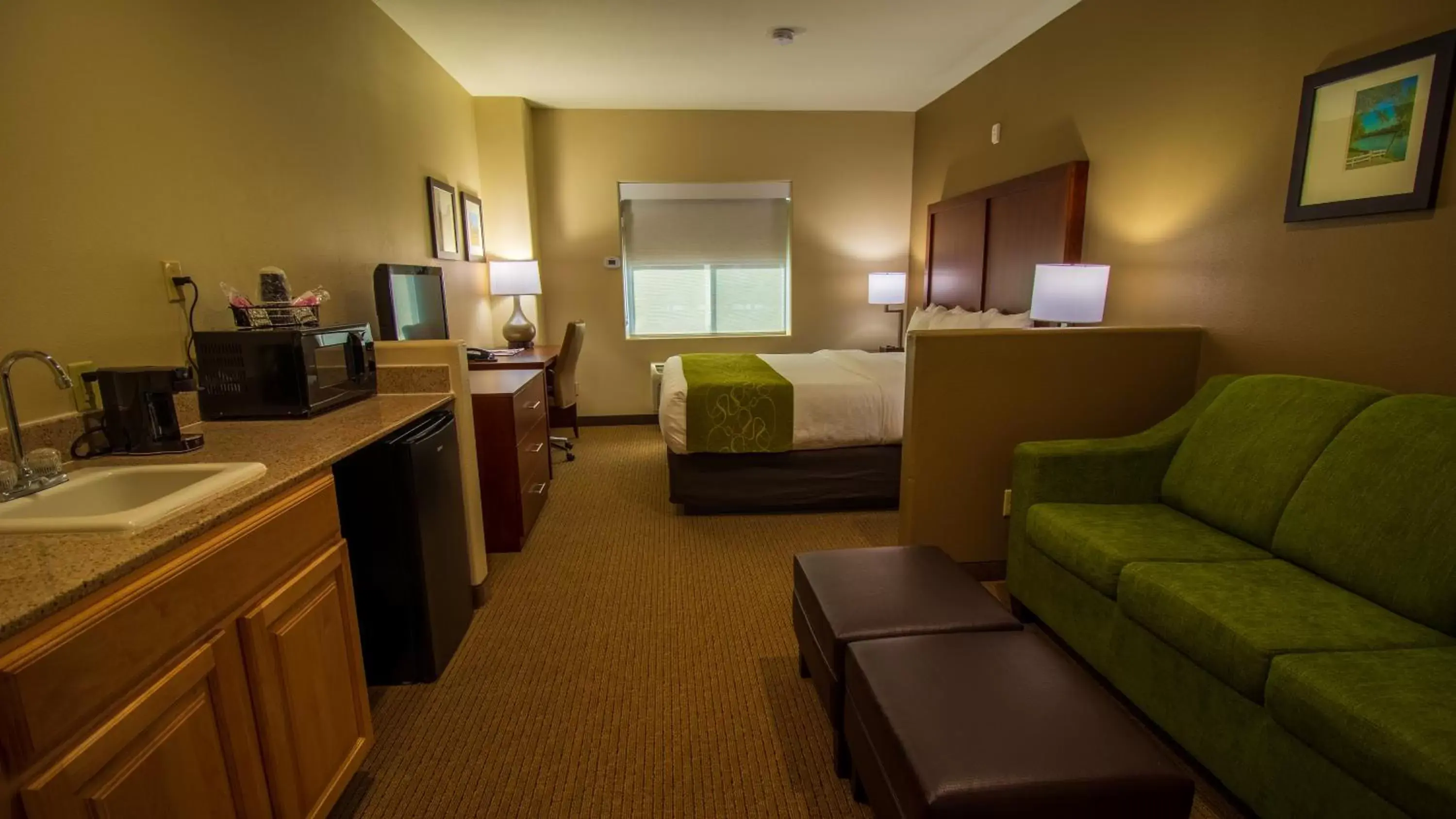 King Suite - Non-Smoking in Comfort Suites Marysville-Yuba City