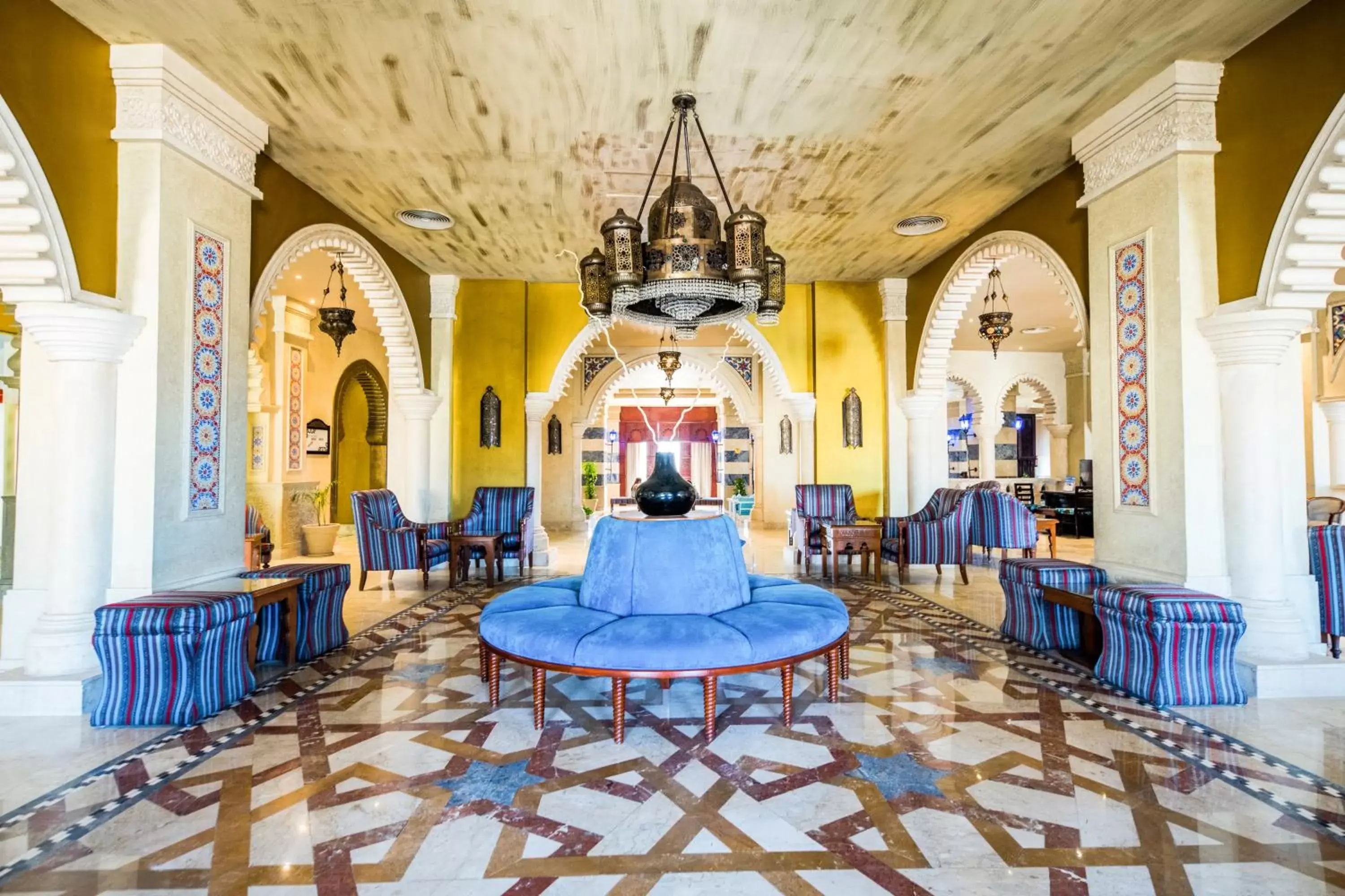 Lounge or bar in Sunrise Mamlouk Palace Resort
