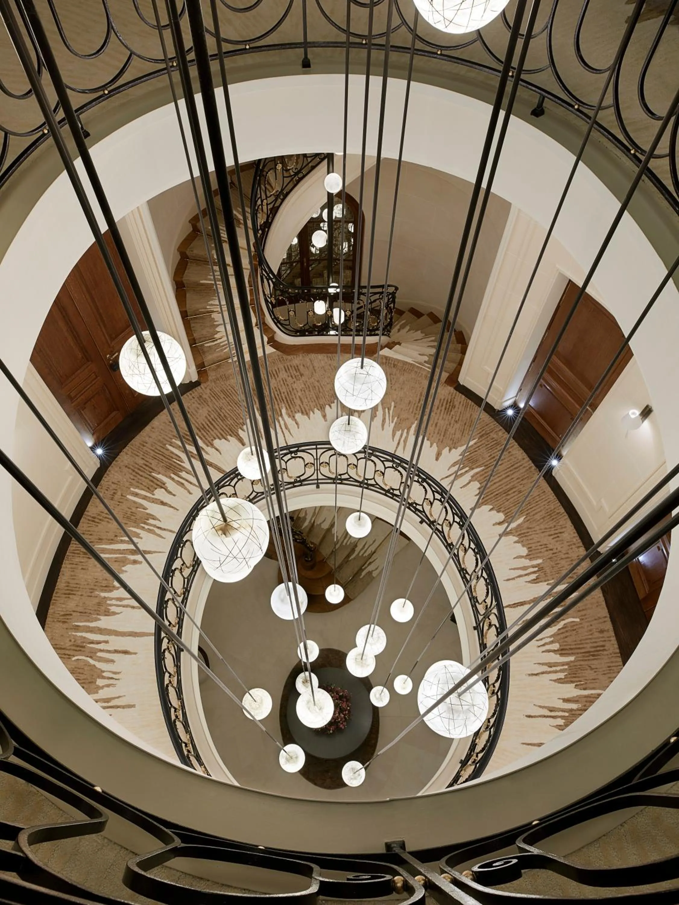 Property building in Maison Villeroy