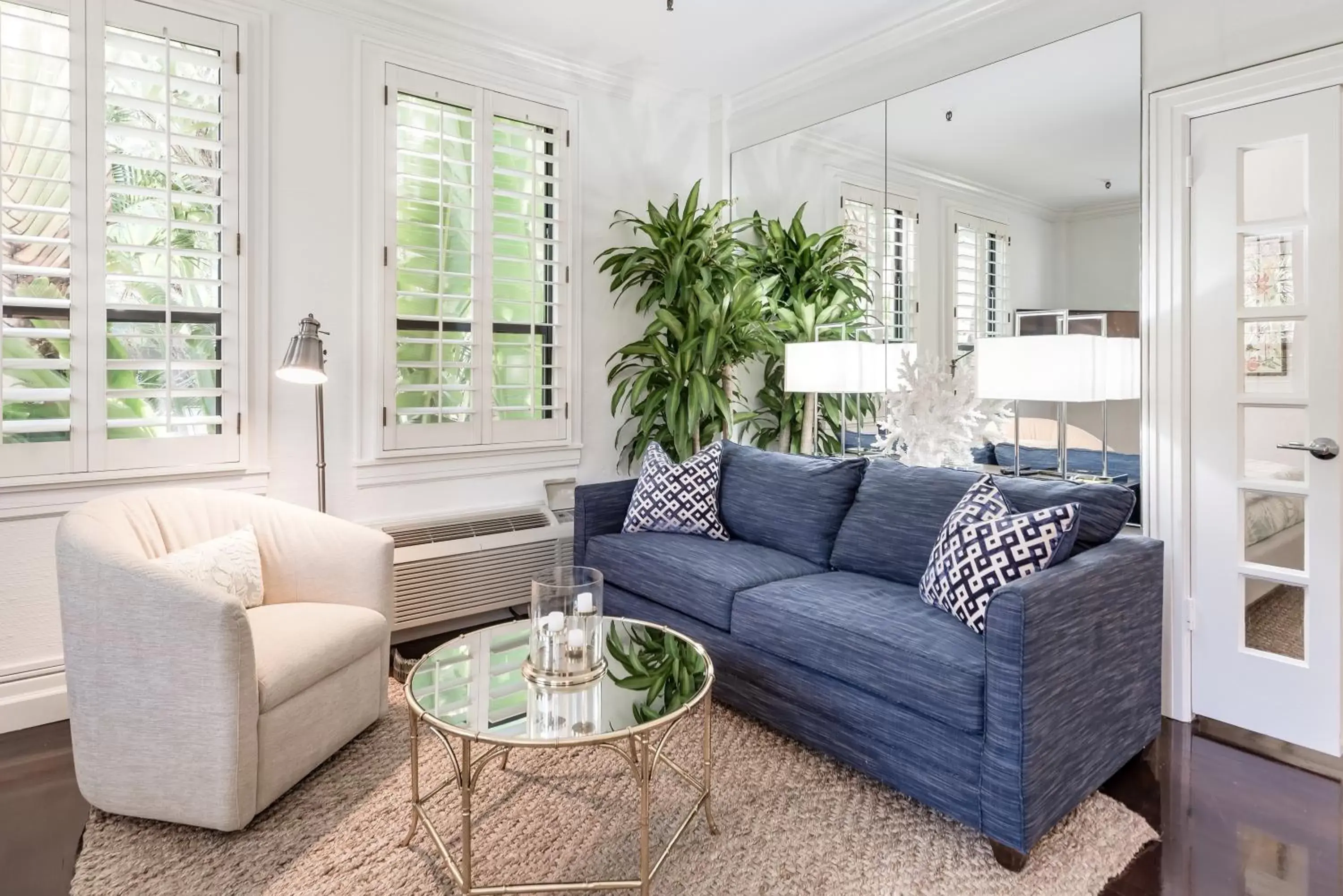 Living room, Seating Area in Tropicals of Palm Beach