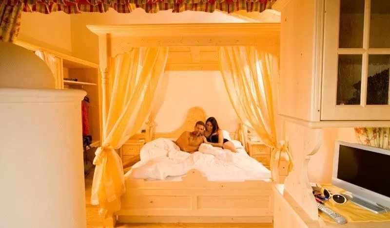 Double Room with Spa Bath in Hotel Chalet Al Foss - Adults Only