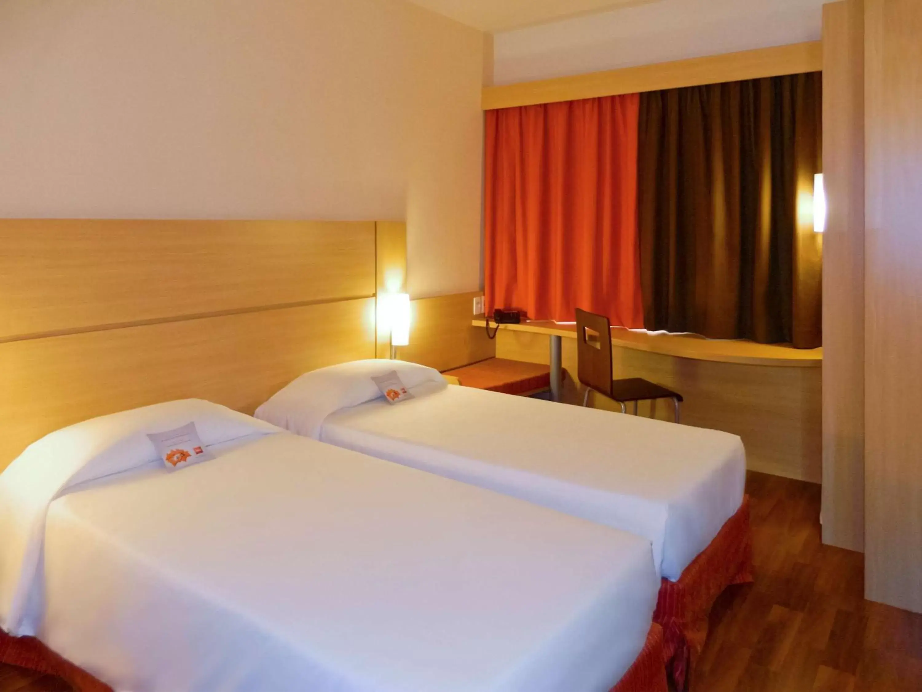 Photo of the whole room, Bed in ibis Itu Plaza Shopping