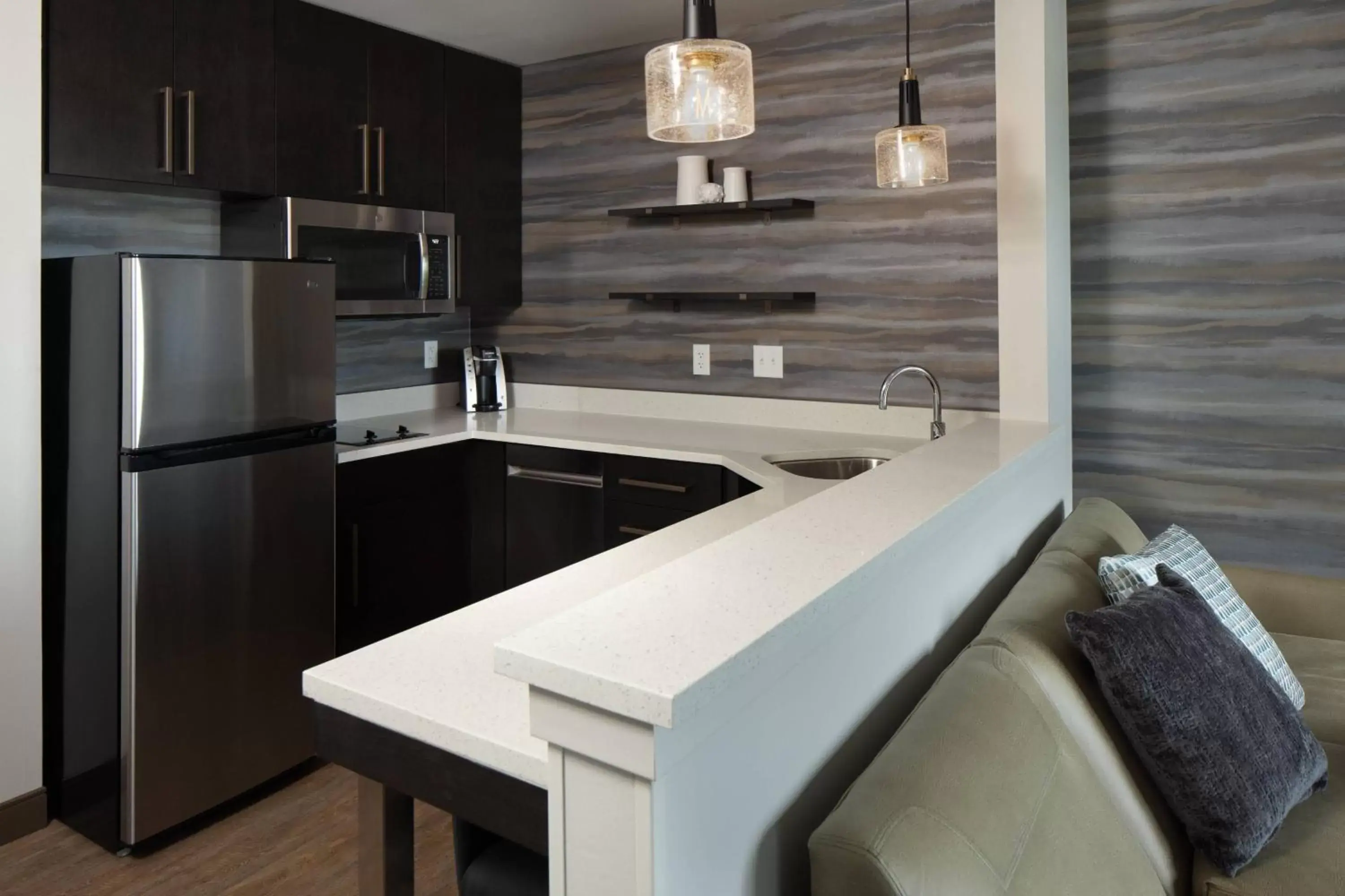 Kitchen or kitchenette, Kitchen/Kitchenette in Residence Inn by Marriott Des Moines Ankeny