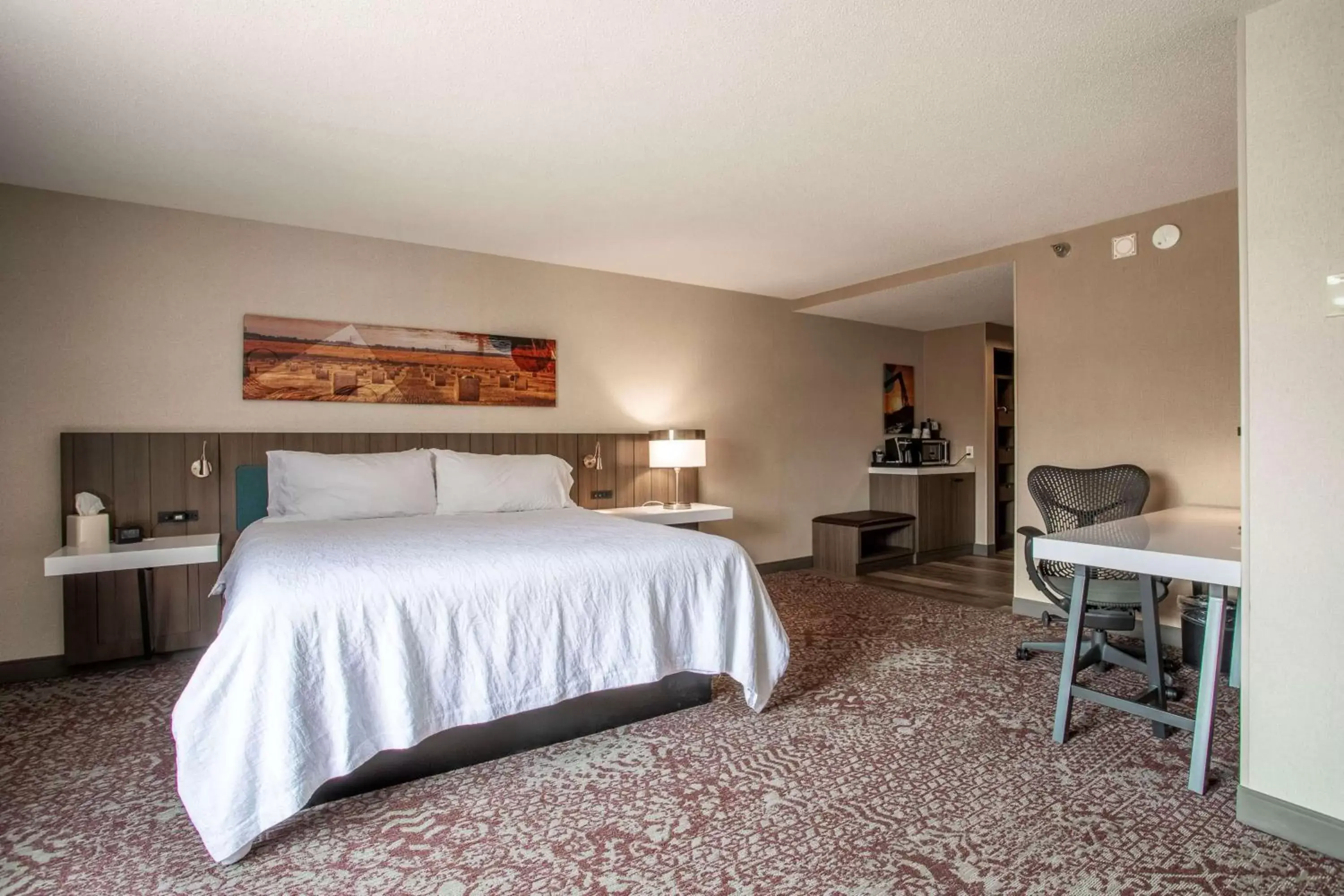 Bedroom, Bed in Hilton Garden Inn Mankato Downtown Bedroom, Bed in Hilton Garden Inn Mankato Downtown