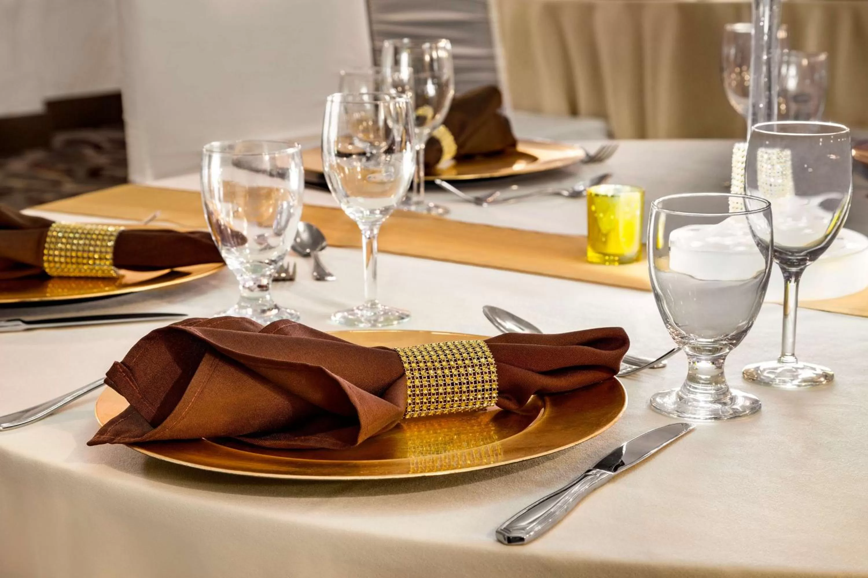 Meeting/conference room in DoubleTree by Hilton Hotel Toronto Airport West