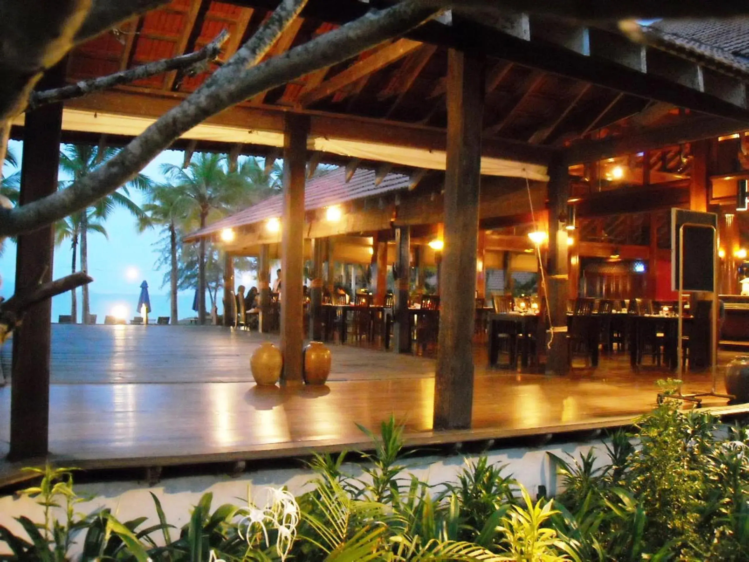 Restaurant/places to eat in Sutra Beach Resort, Terengganu