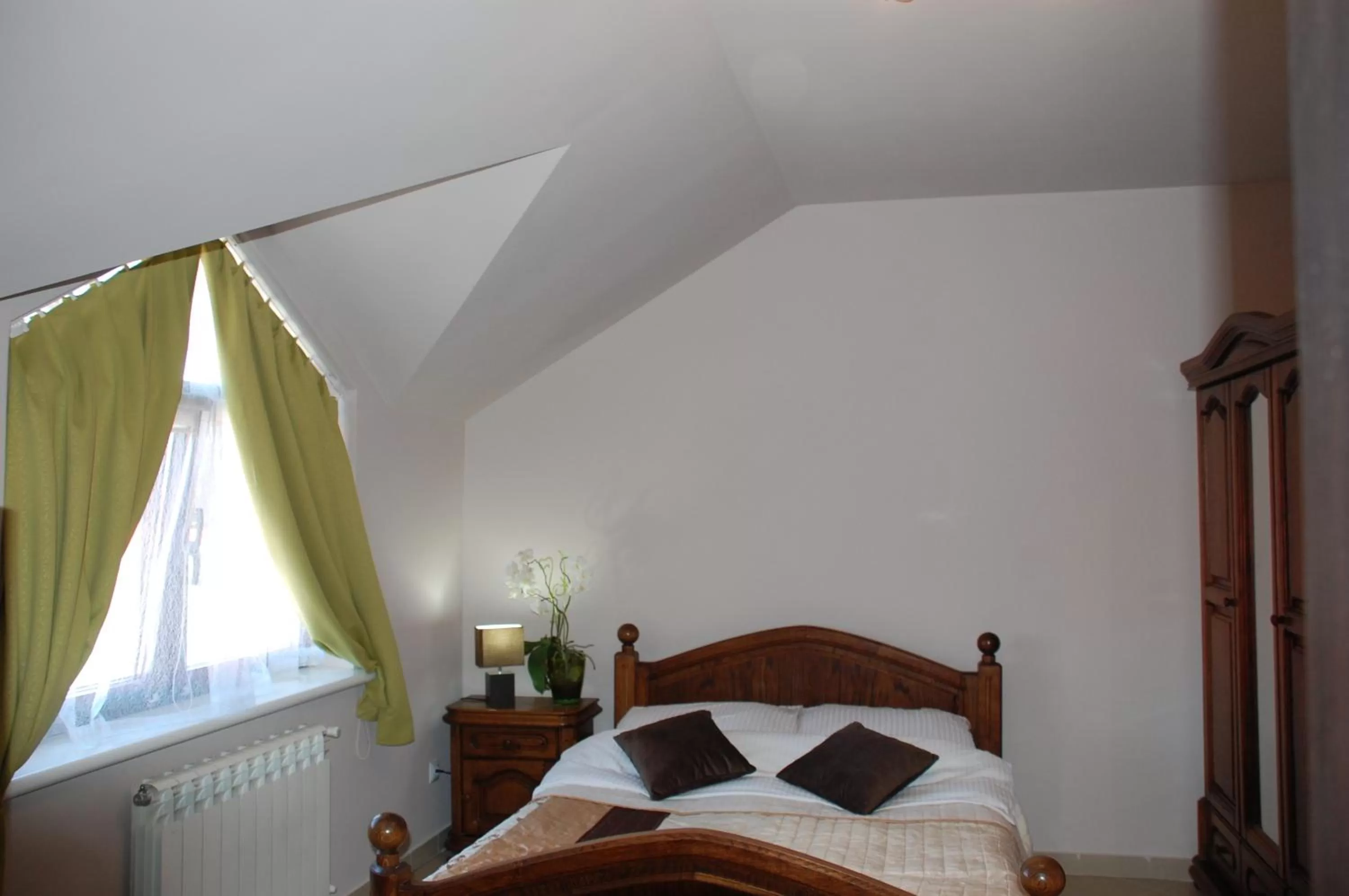 Bed in Pokoje Bakos Radocza