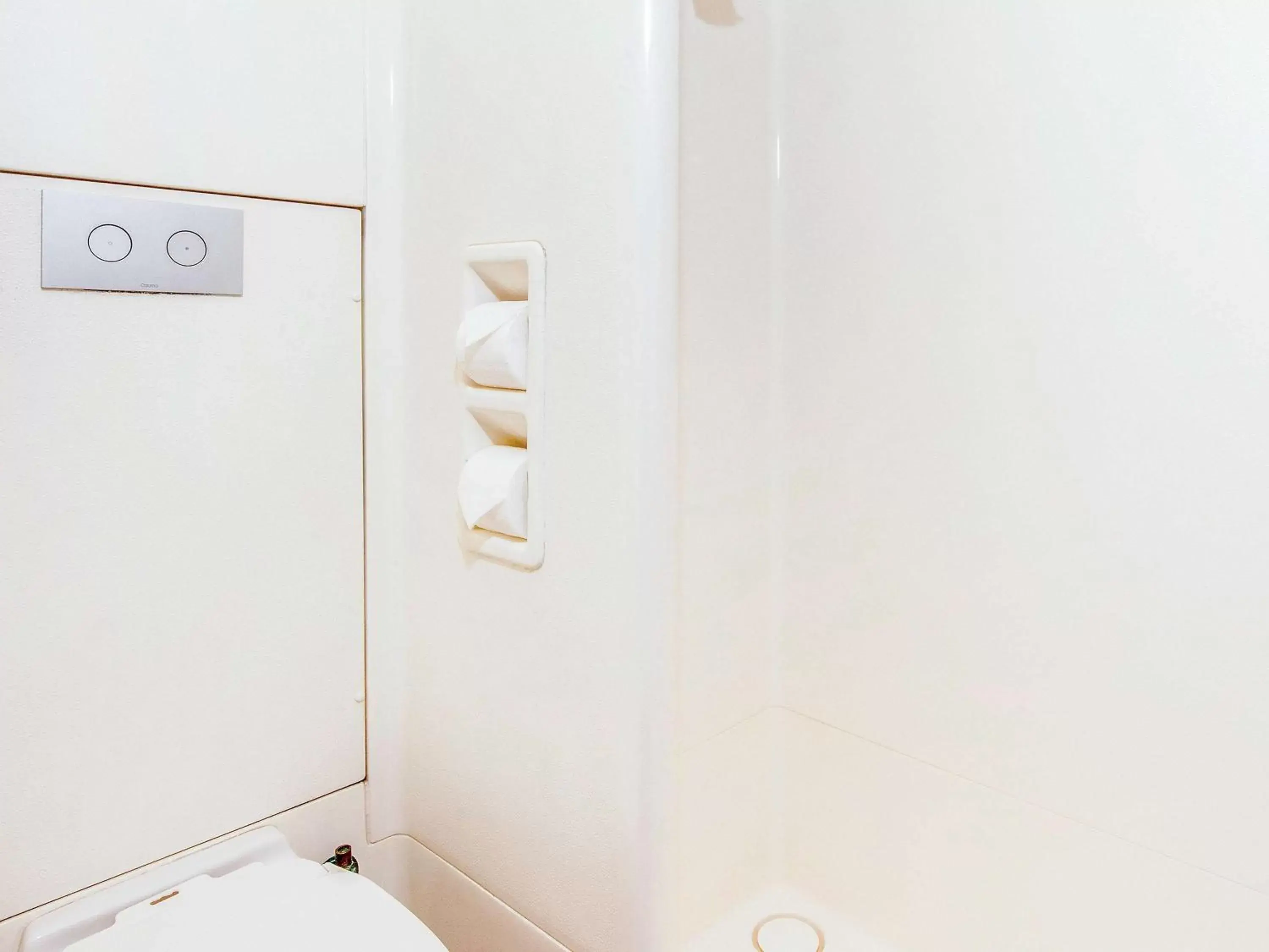 Photo of the whole room in ibis Budget - Campbelltown Photo of the whole room in ibis Budget - Campbelltown